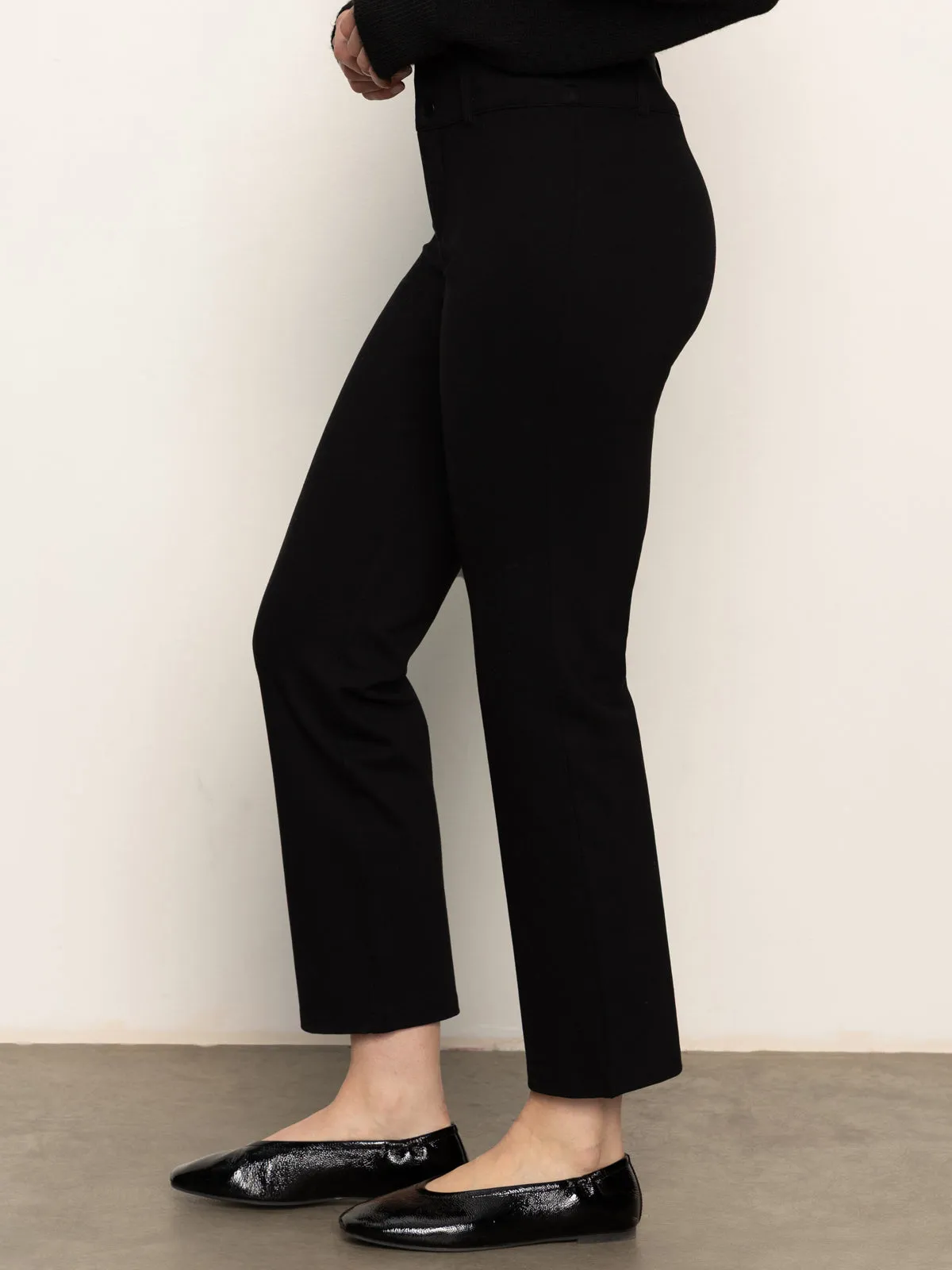 Indoor Comfort 90's Straight Legging Black