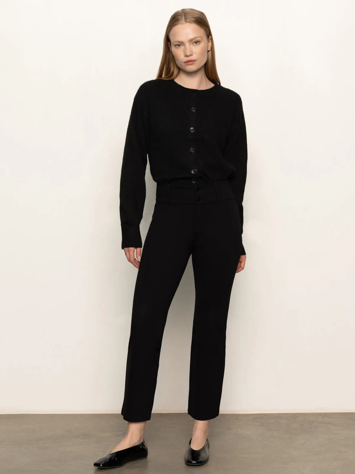 90's Straight Legging Black Triangle Top