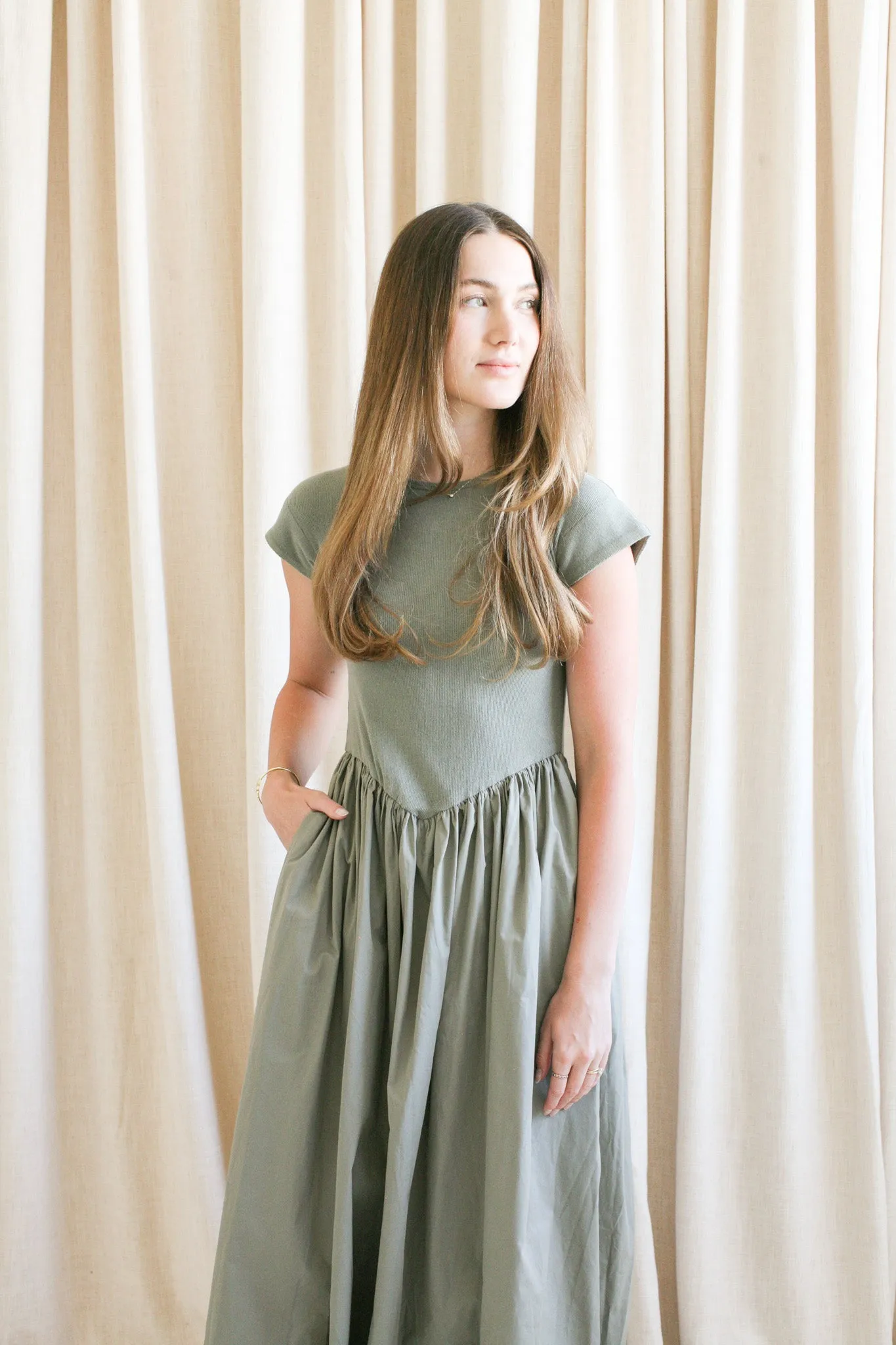 Layerable Piece Clean Edge Hannah Poplin Midi Dress