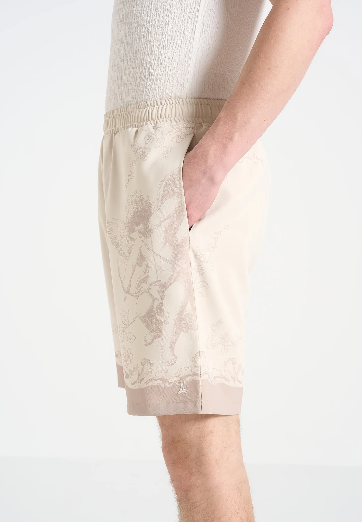 NonIrritating Stitching Adrien - Baroque Shorts - Cream/Beige