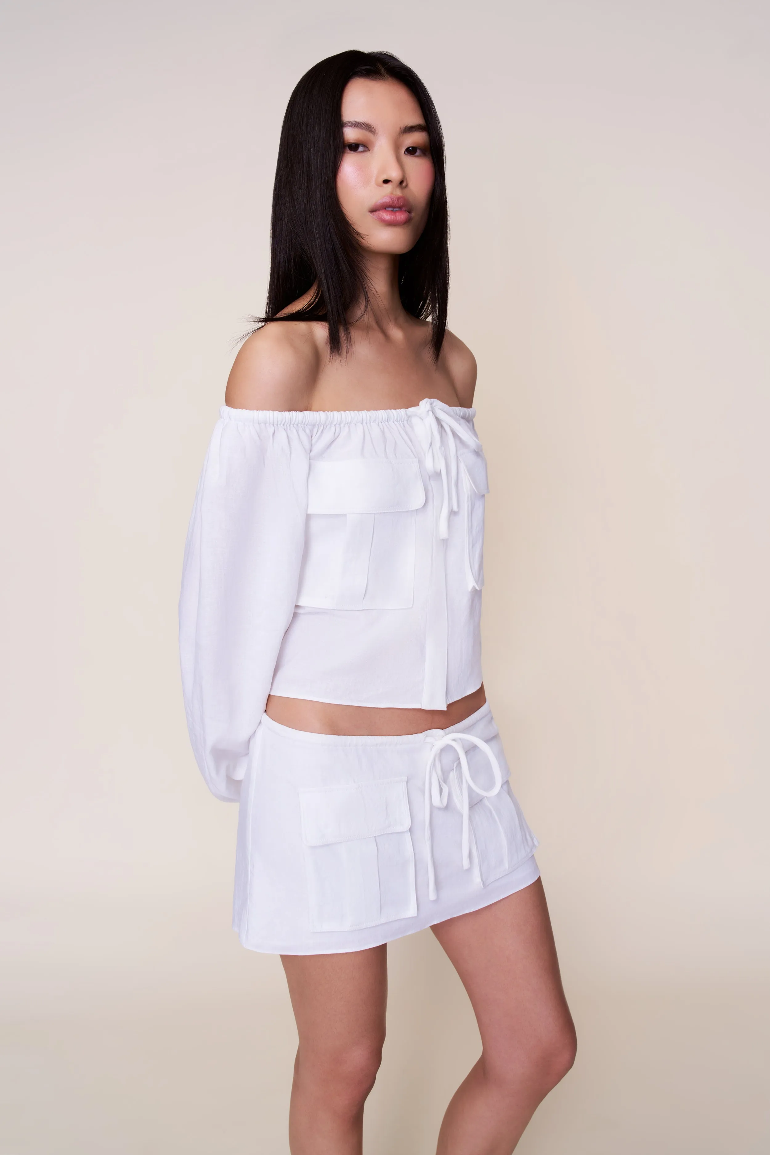 Akiko Top Moisture Wicking Fabric Flexible Hem Bands