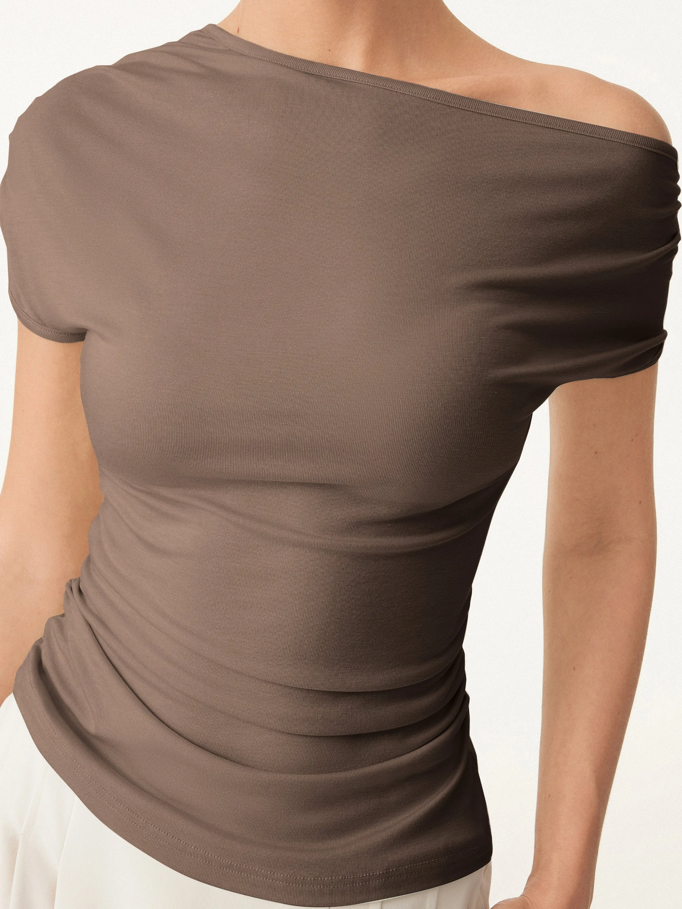 Cooling Asymmetrical Short Sleeve Stretchy Tee Versatile use