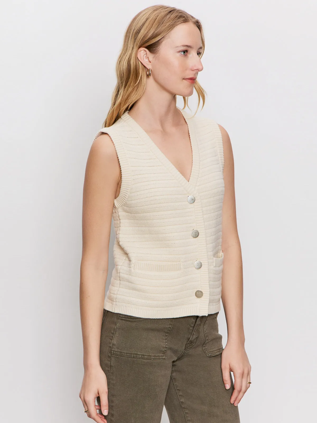 Relax Trend Thermoregulating Fabric Textured Sweater Vest Macrame
