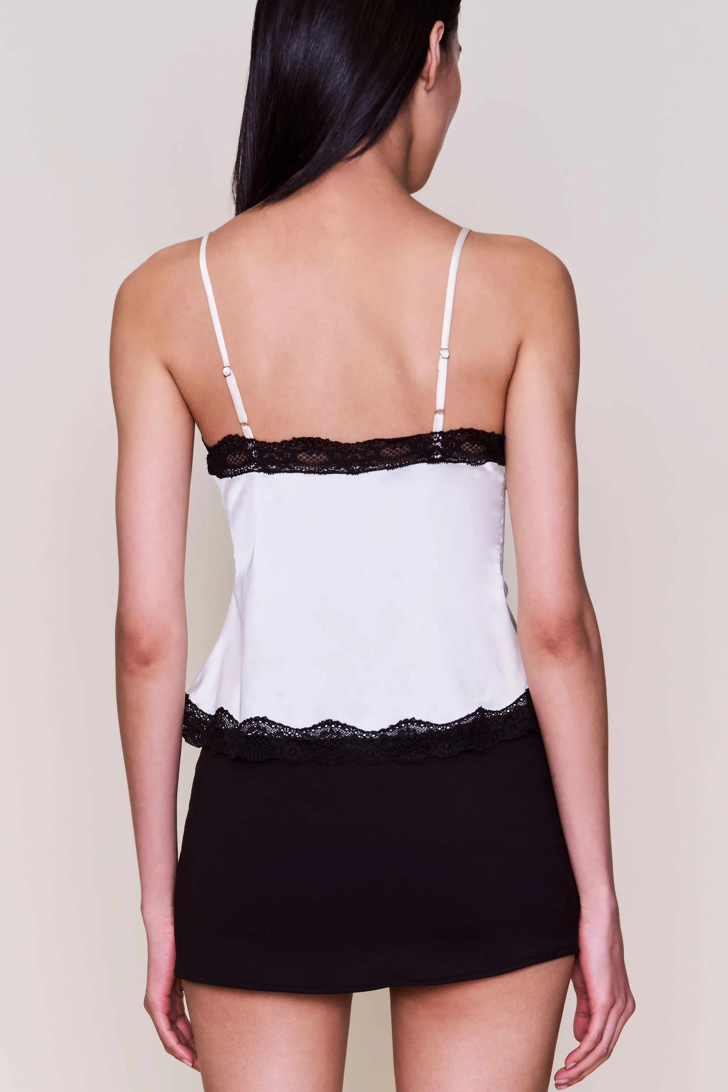 Odor Neutralizing Fabric Low Bulk Material Blair Top