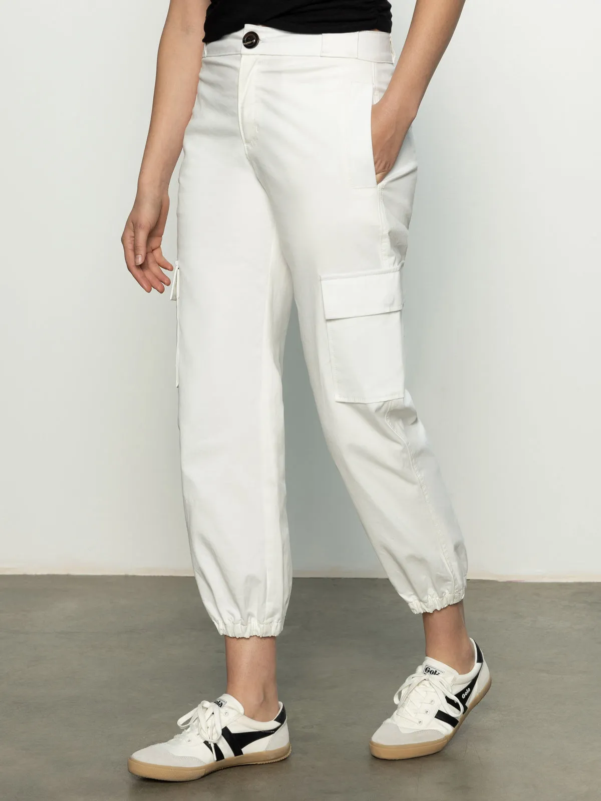 Take Over Jogger Mid-Rise Pant Bleached White Versatile Look