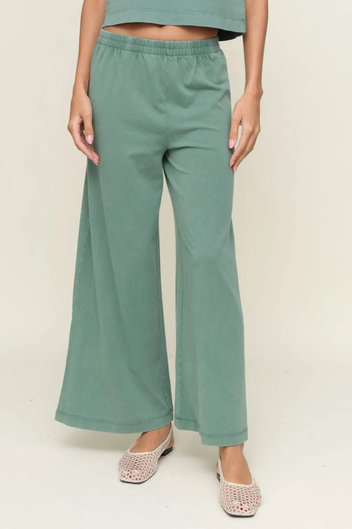 Ventilated Panel Design Scout Jersey Flare Pant