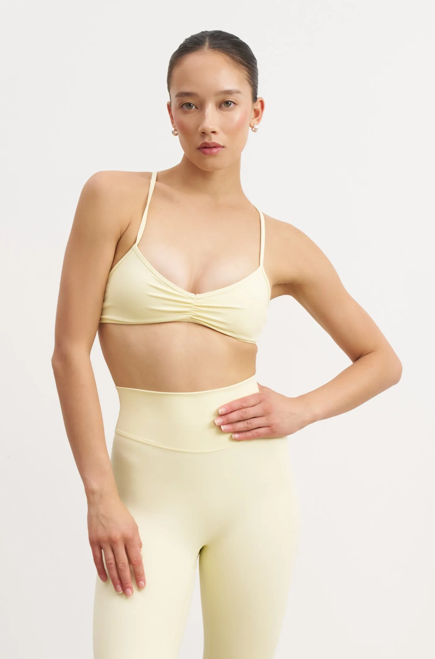 Base Sculpting Skinny Ruched Bra - Buttermilk Regular Fit