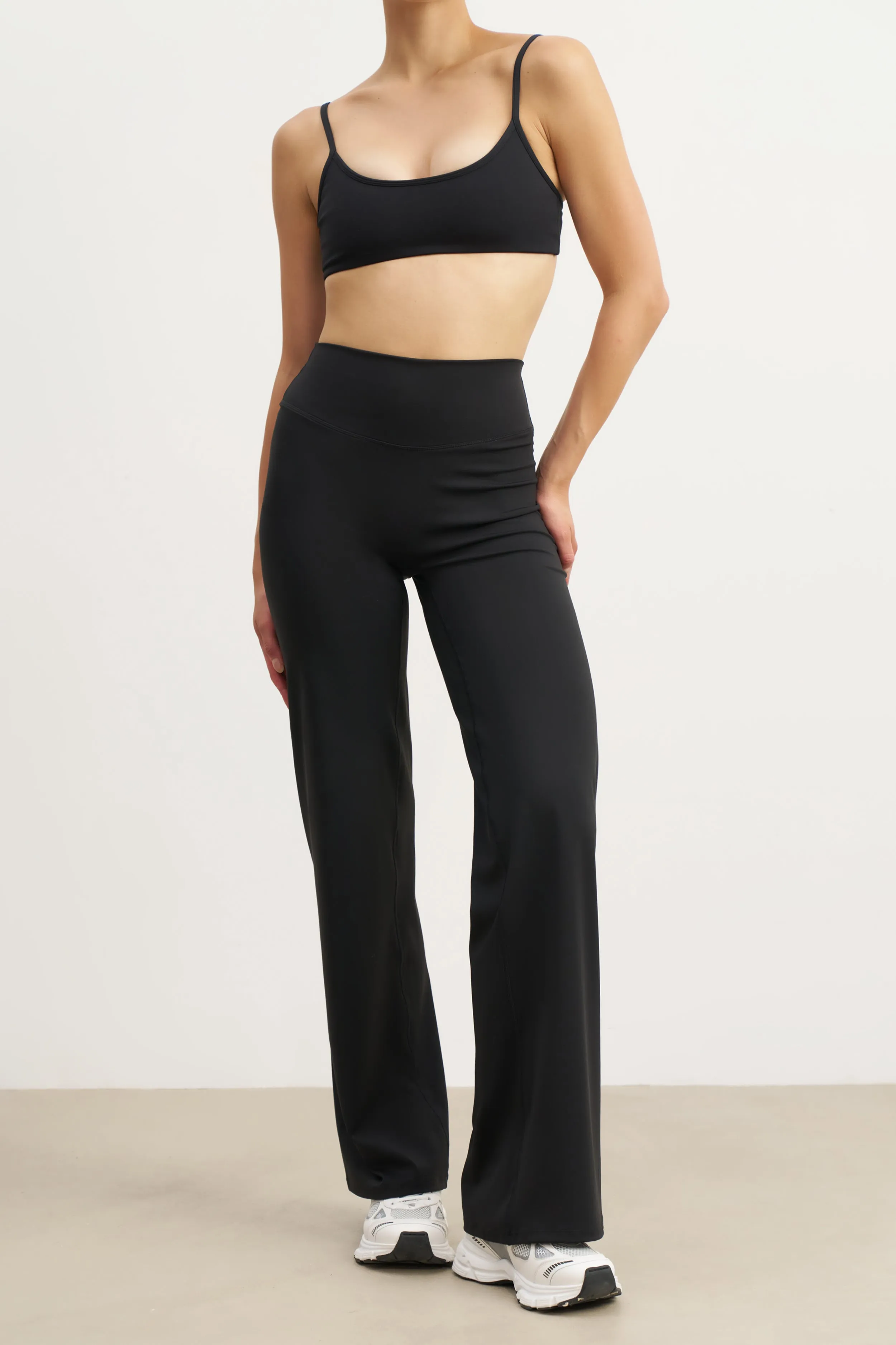 ironable Base Sculpting Wide Leg Trousers - Black