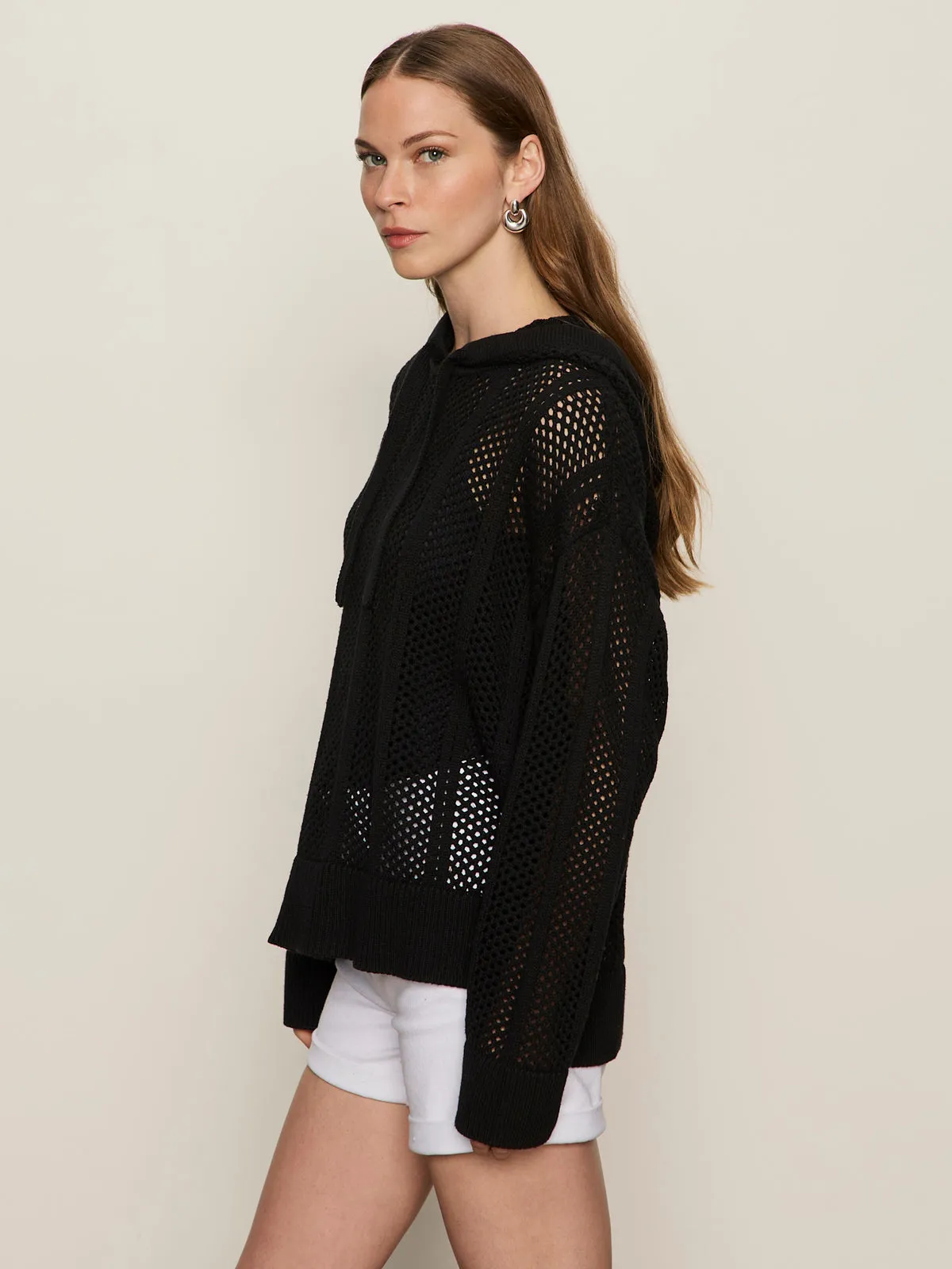 Beach Hoodie Black Eco friendly materials Wind Protection