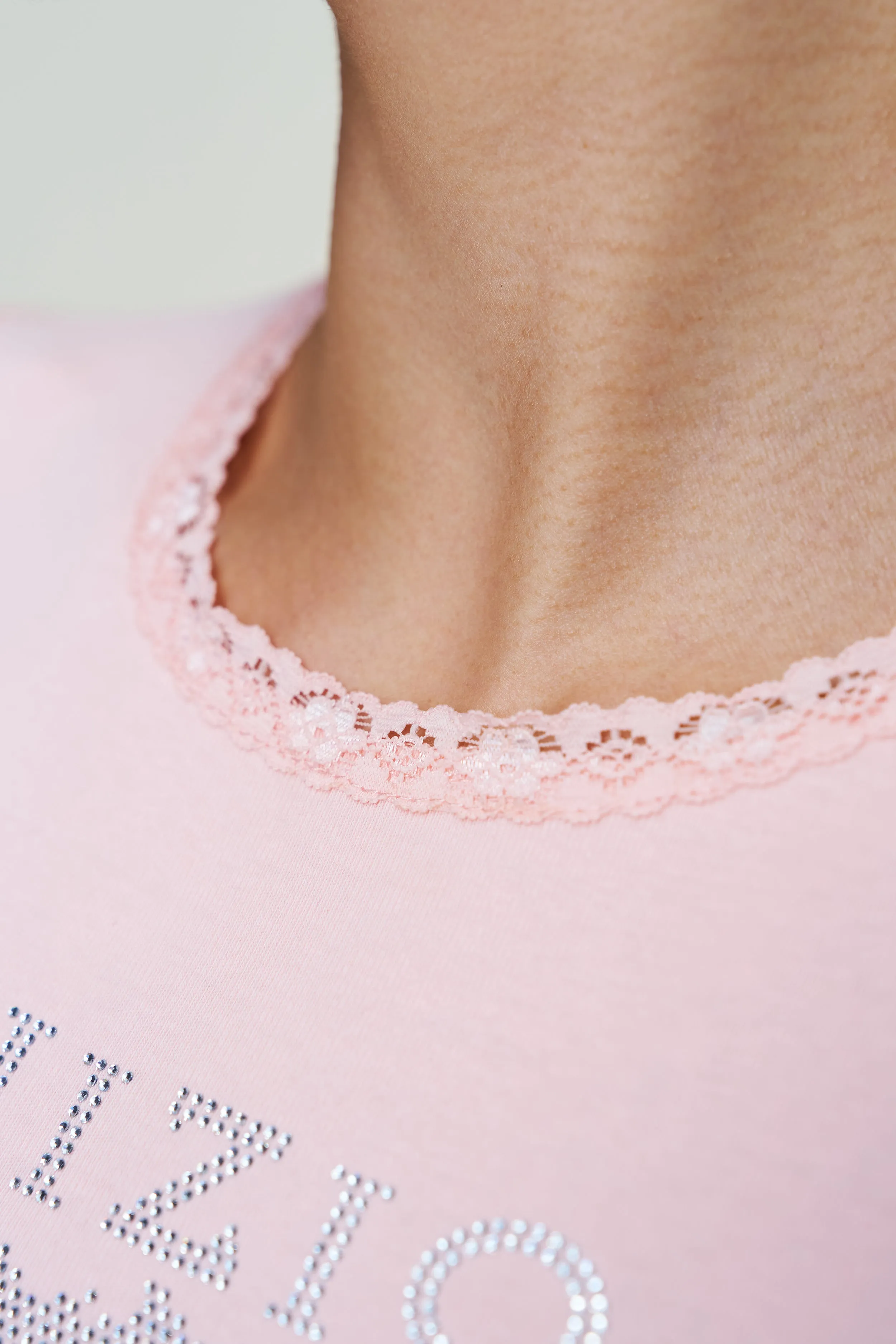 Bedazzled Lace Trim Tee Thermoactive Material