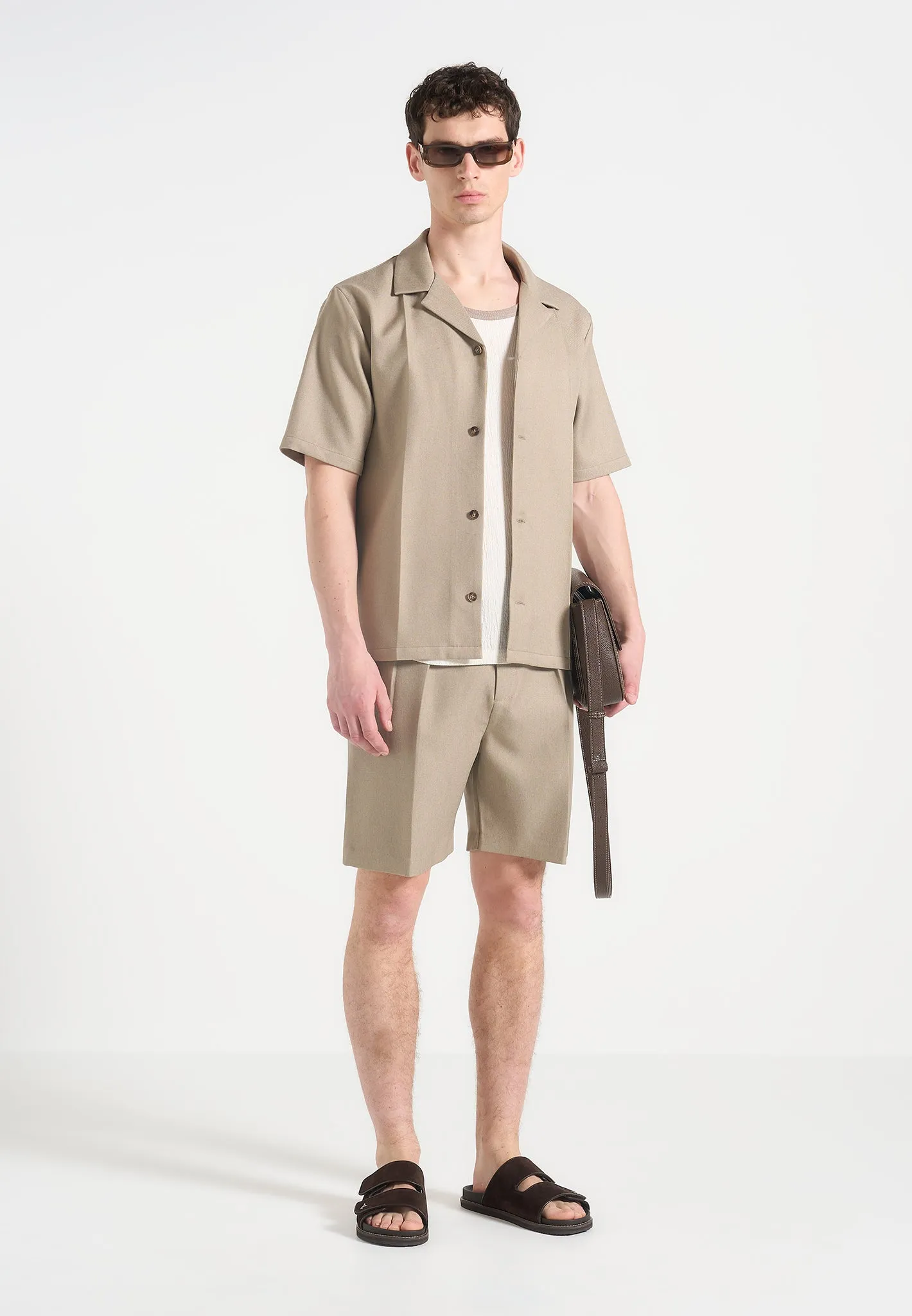 Airflow Ventilation Lightweight Knit Bertrand - Twin Pleat Tailored Shorts - Beige