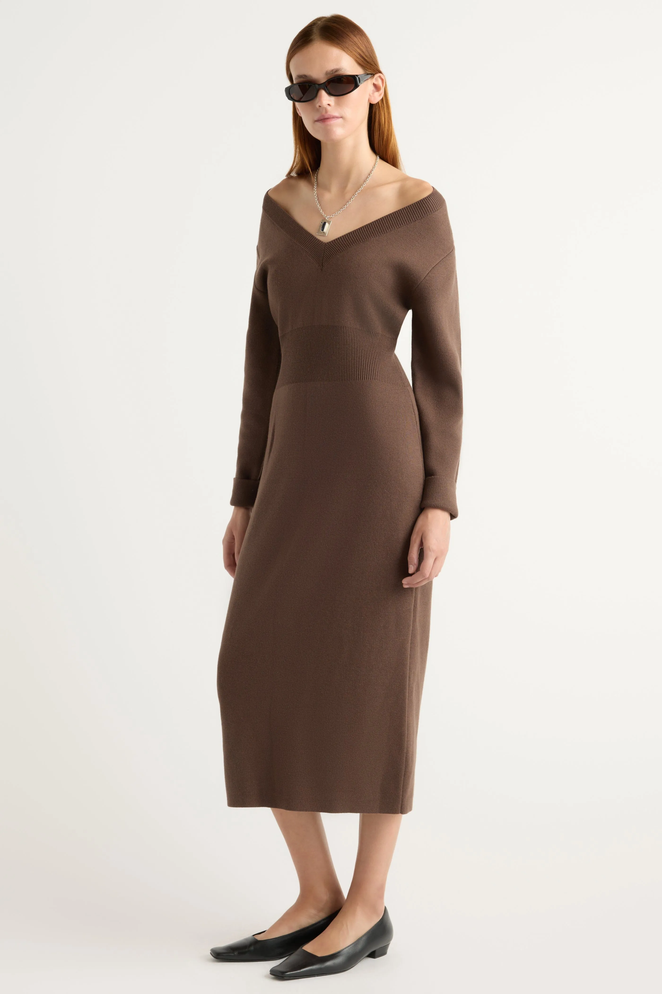 Minimalist Fit Sheer Panel Bora Off-Shoulder V-Neck Sweater Dress