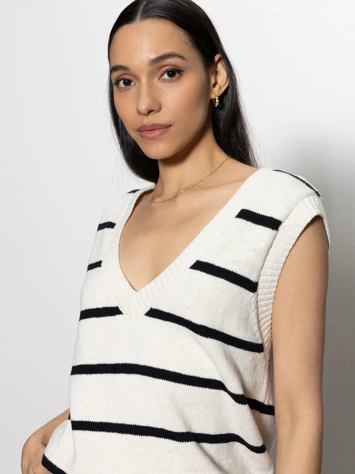 Embroidered Details MultiPly Fabric Boyfriend Sweater Vest Chalk with Black