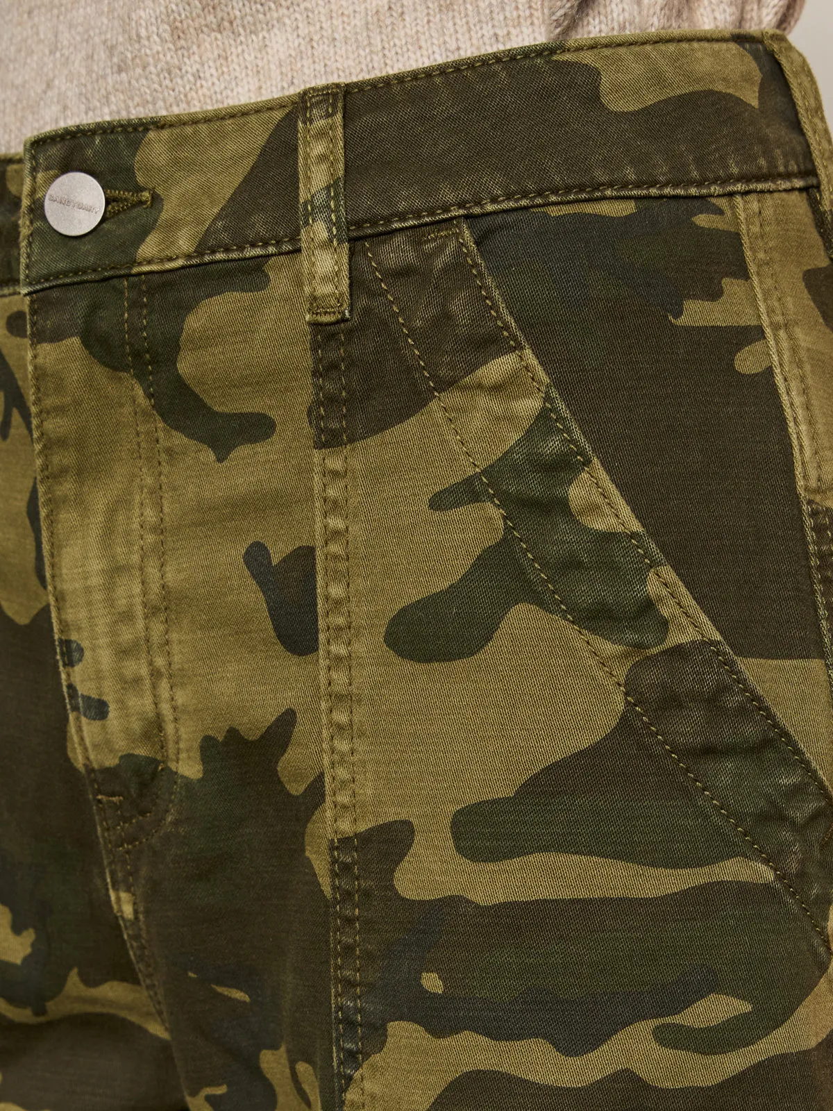 Sporty Look Quick Layer Boyfriend Utility Pant Rambler Camo