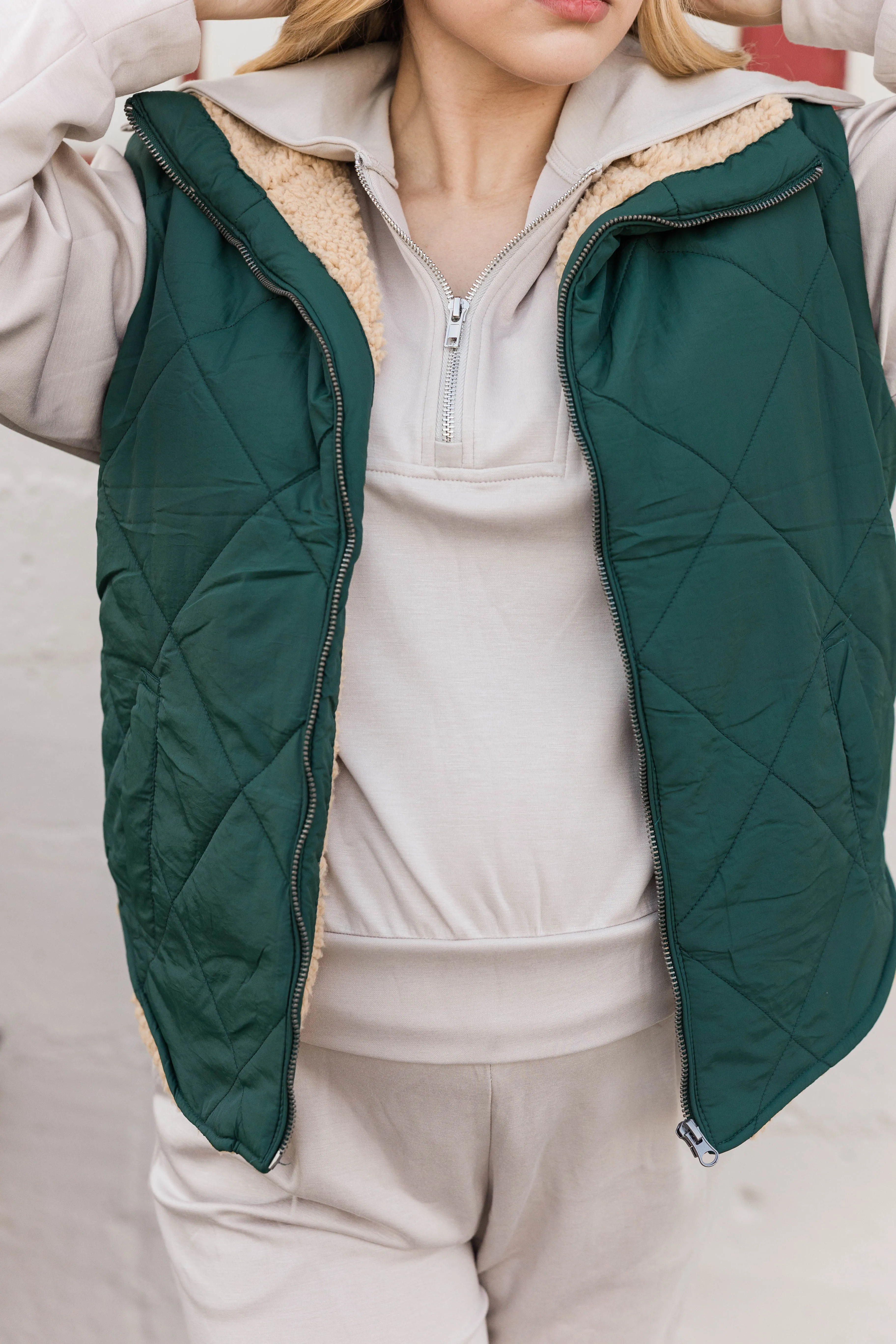 NonScratchSurface Bonded Seam Technology Quilted Fleece Lined Reversable Puffer