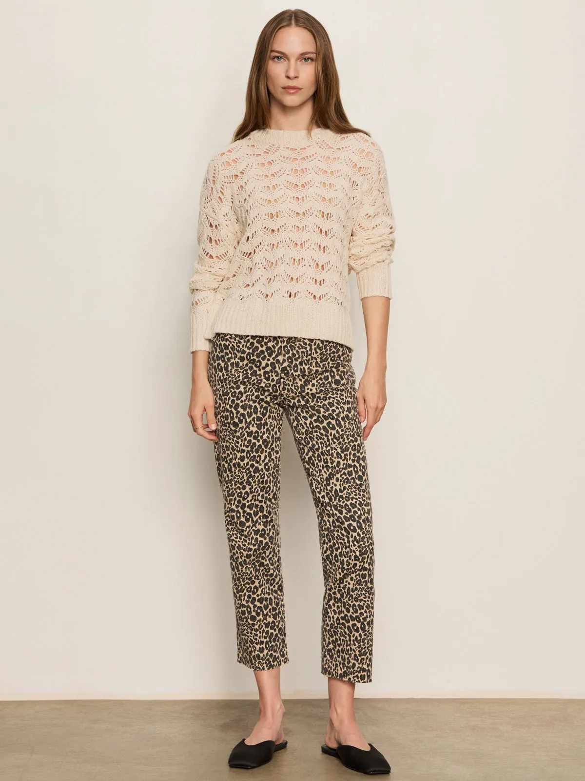 SecureClosures Functional Look Cadence 90's Straight Crop Jean French Kitty