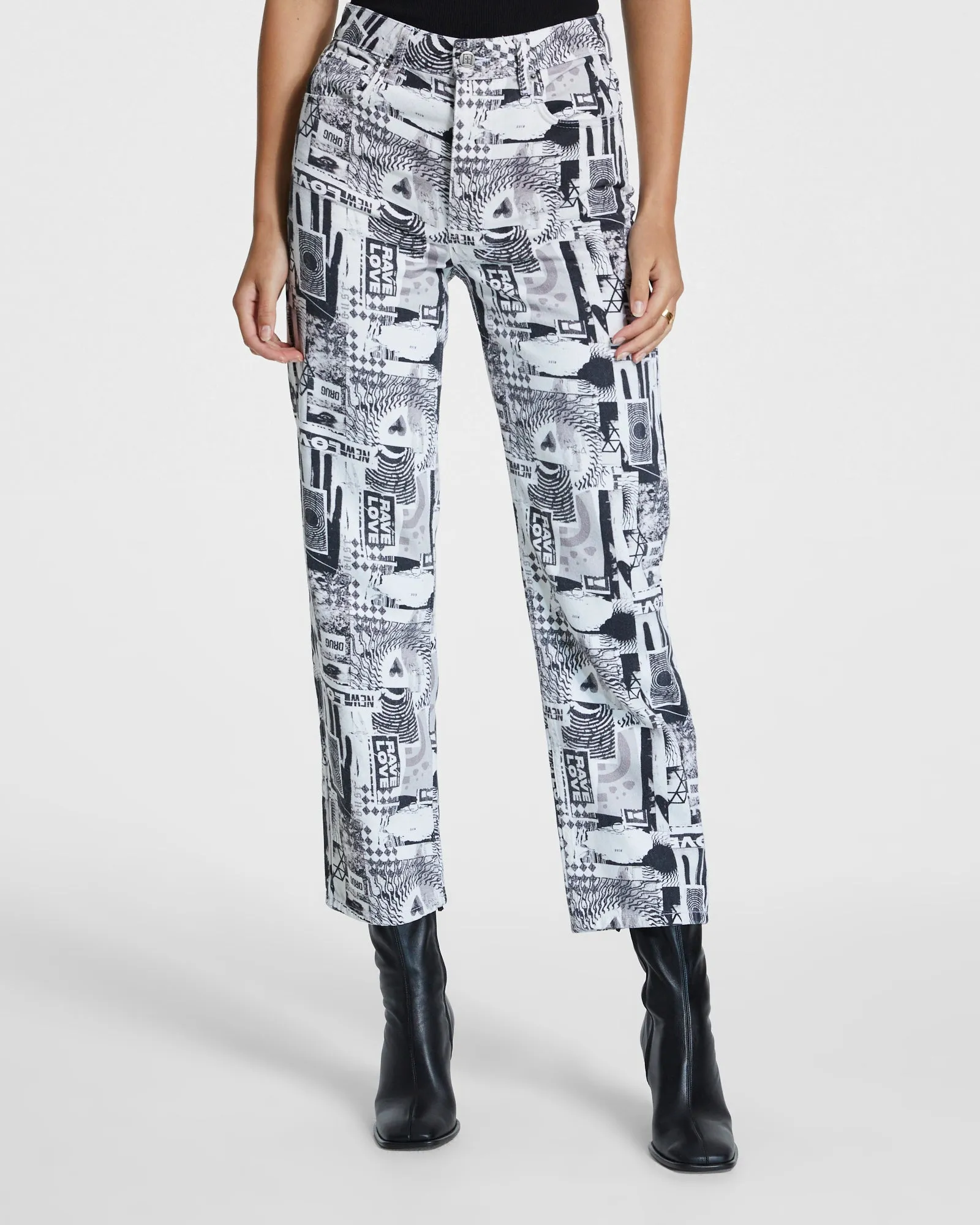 BROOKLYN JEAN PURE LOVE B&W Neutral Outfit Piece Durable Construction