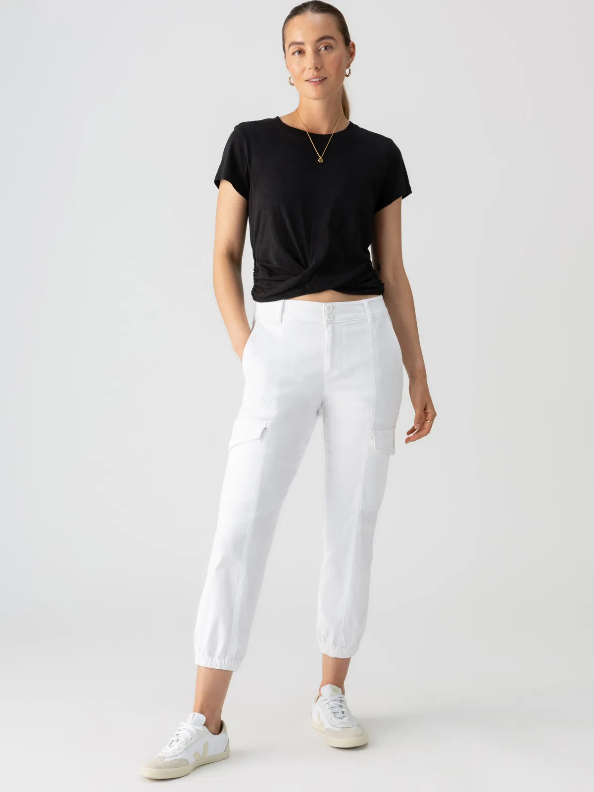 Rebel Standard Rise Pant Brilliant White Flattering Style