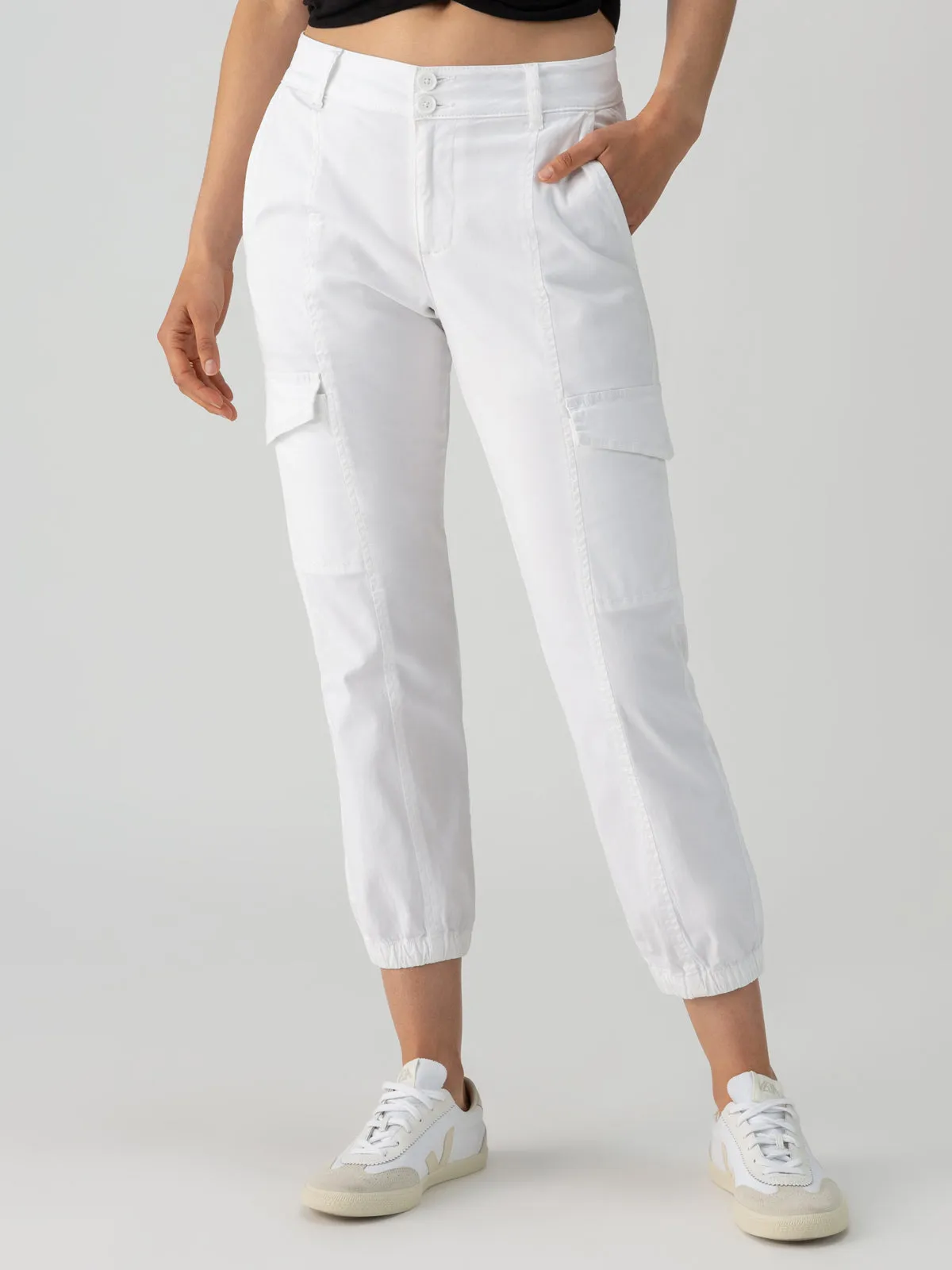 Rebel Standard Rise Pant Brilliant White ComfortFit