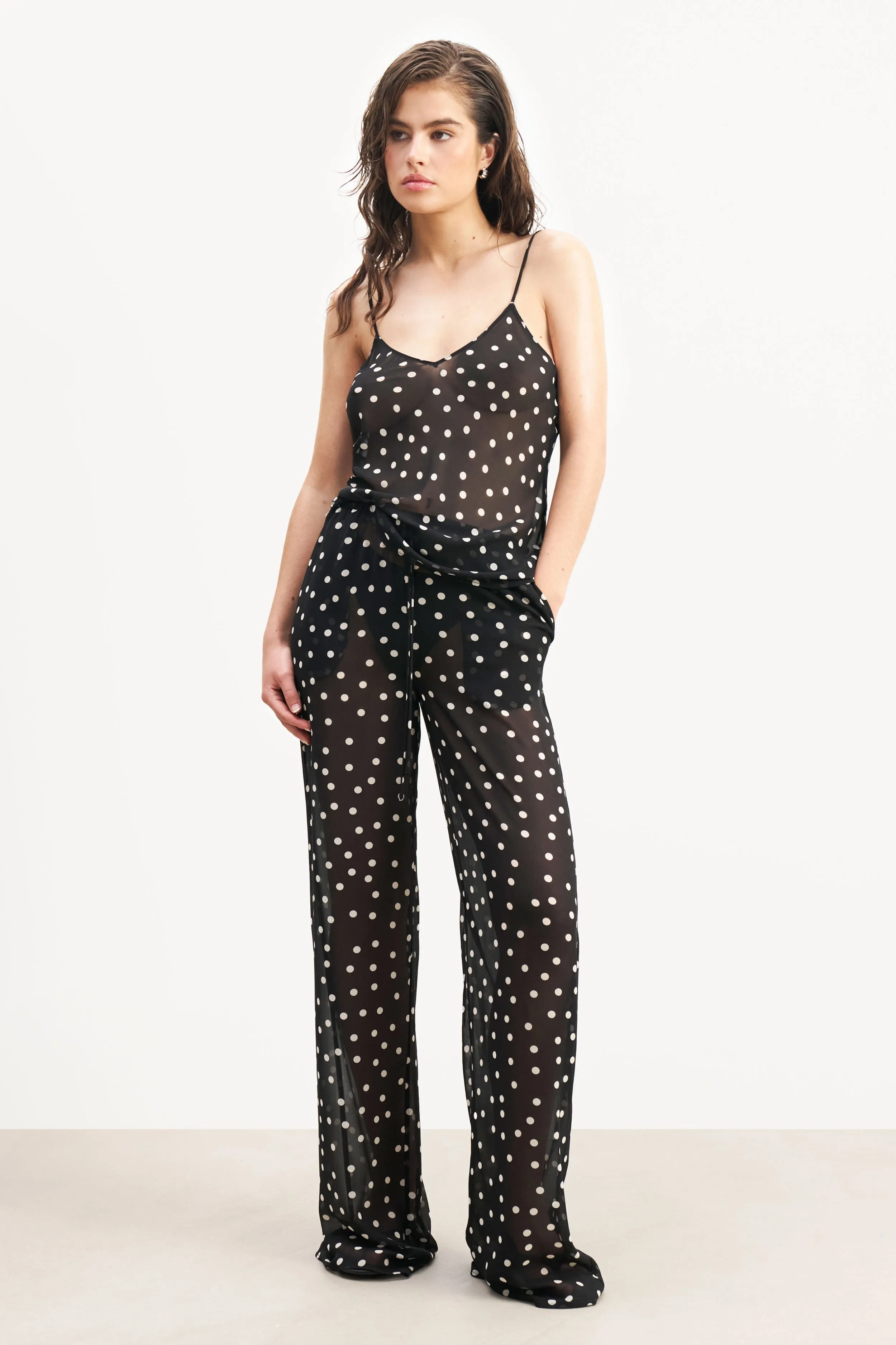 Reinforced Buttonholes Asymmetrical hem Chiffon V Neck Camisole Top -  Maxi Polka Dot