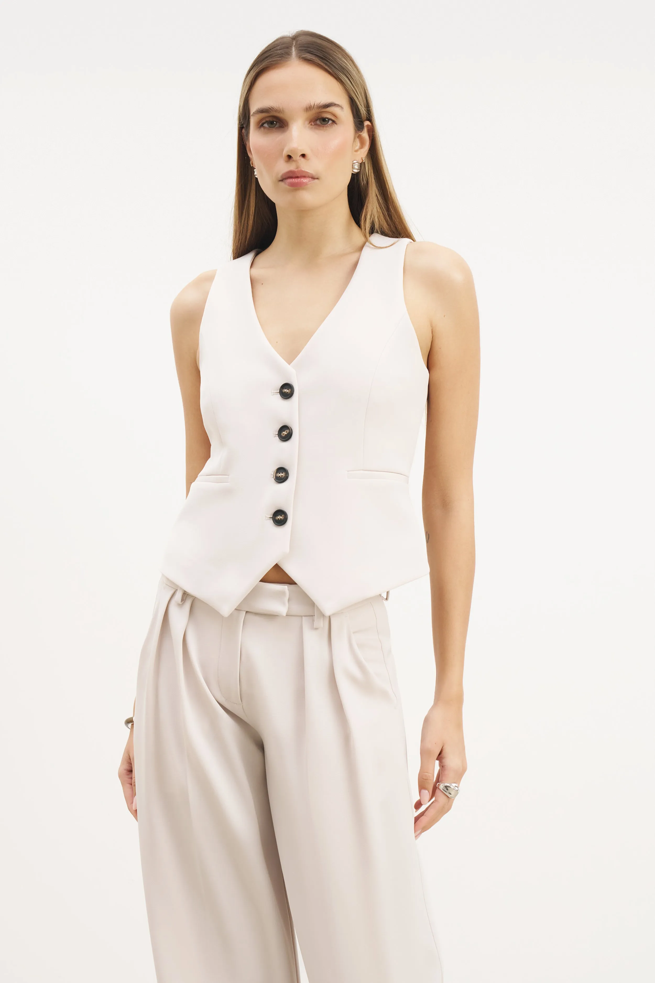 Clean Cut Waistcoat - Ecru Everyday Look High Neckline Structure