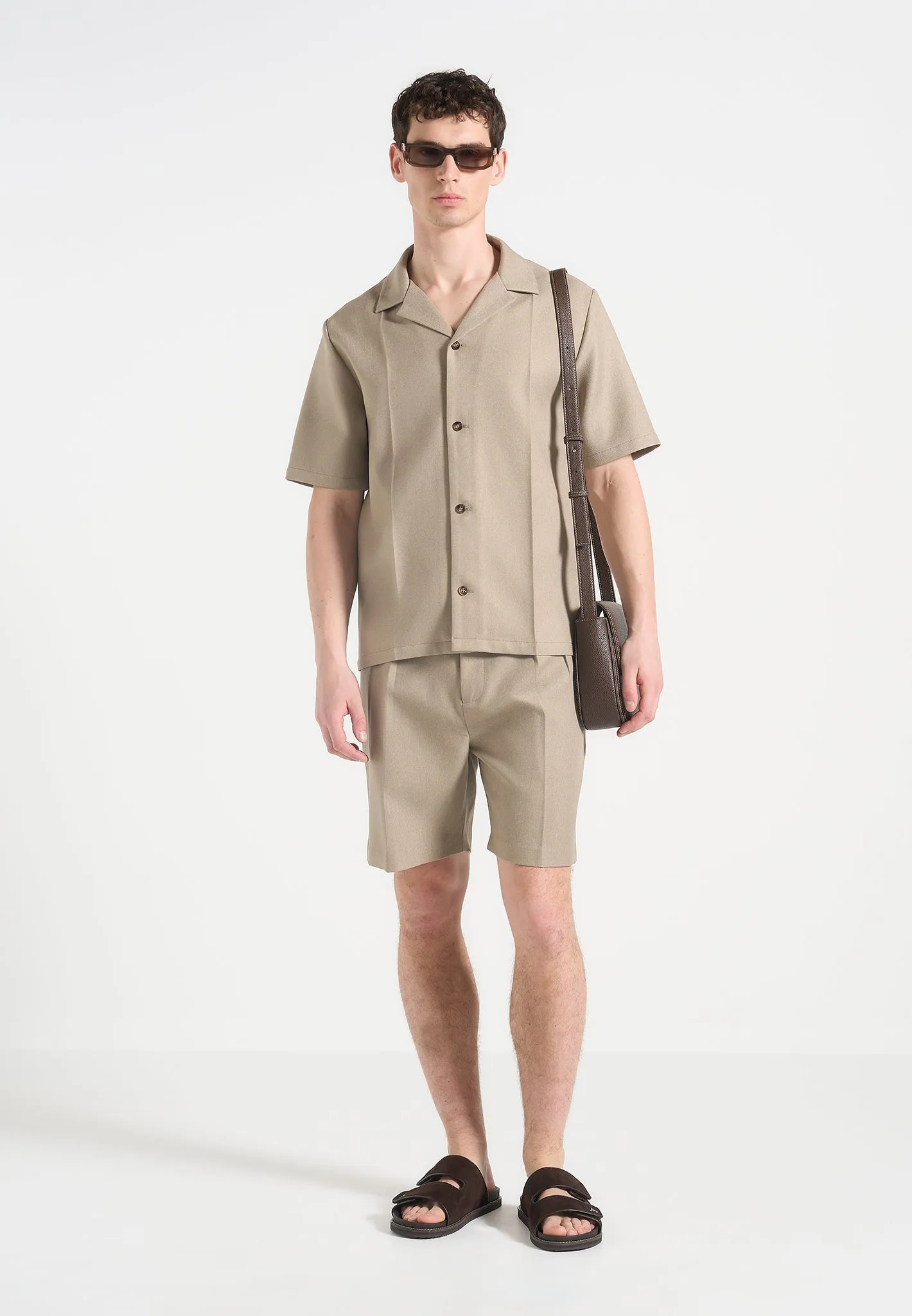 LightReflectiveTrim Felix - Tailored Shirt With Crease - Beige