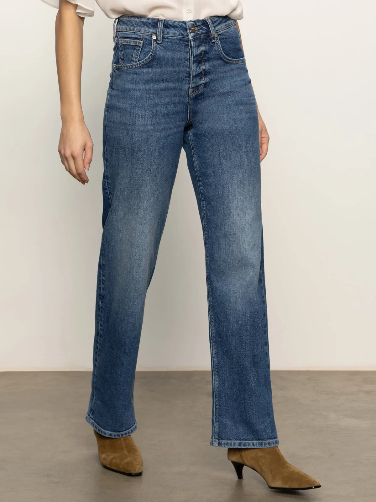 Soleil 90's Straight Jean Indigo Medium Fast Match