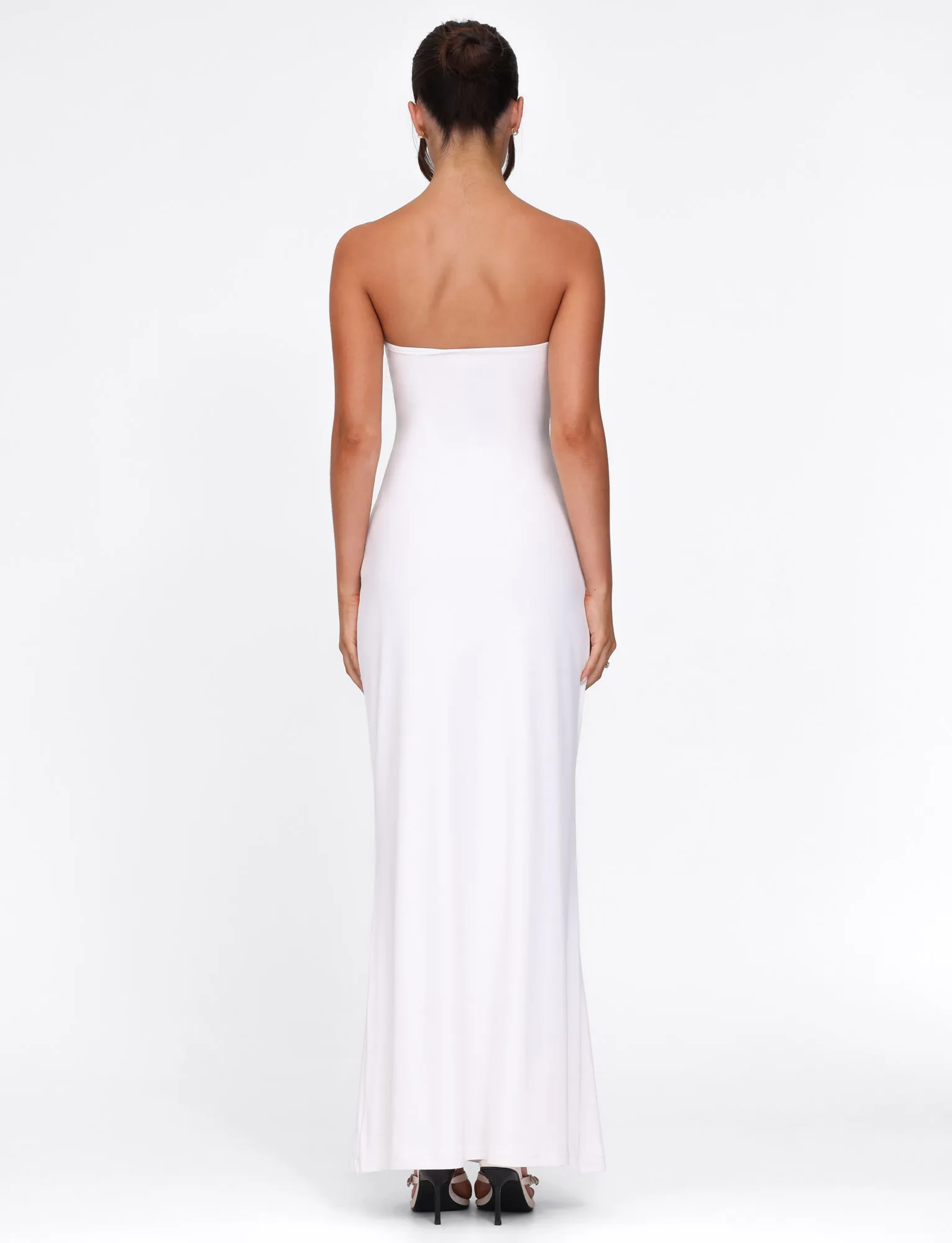 CECILY MAXI DRESS - WHITE Pastel-Tone Flow Sleeve