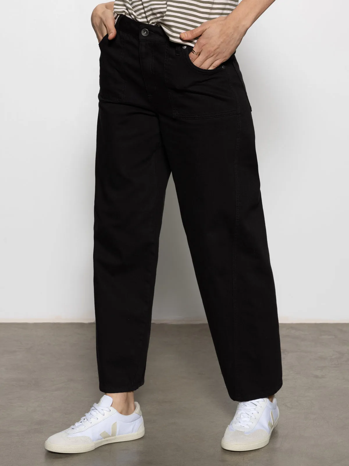 District Column Standard Rise Ankle Jean Black Multi Purpose Layer Ready