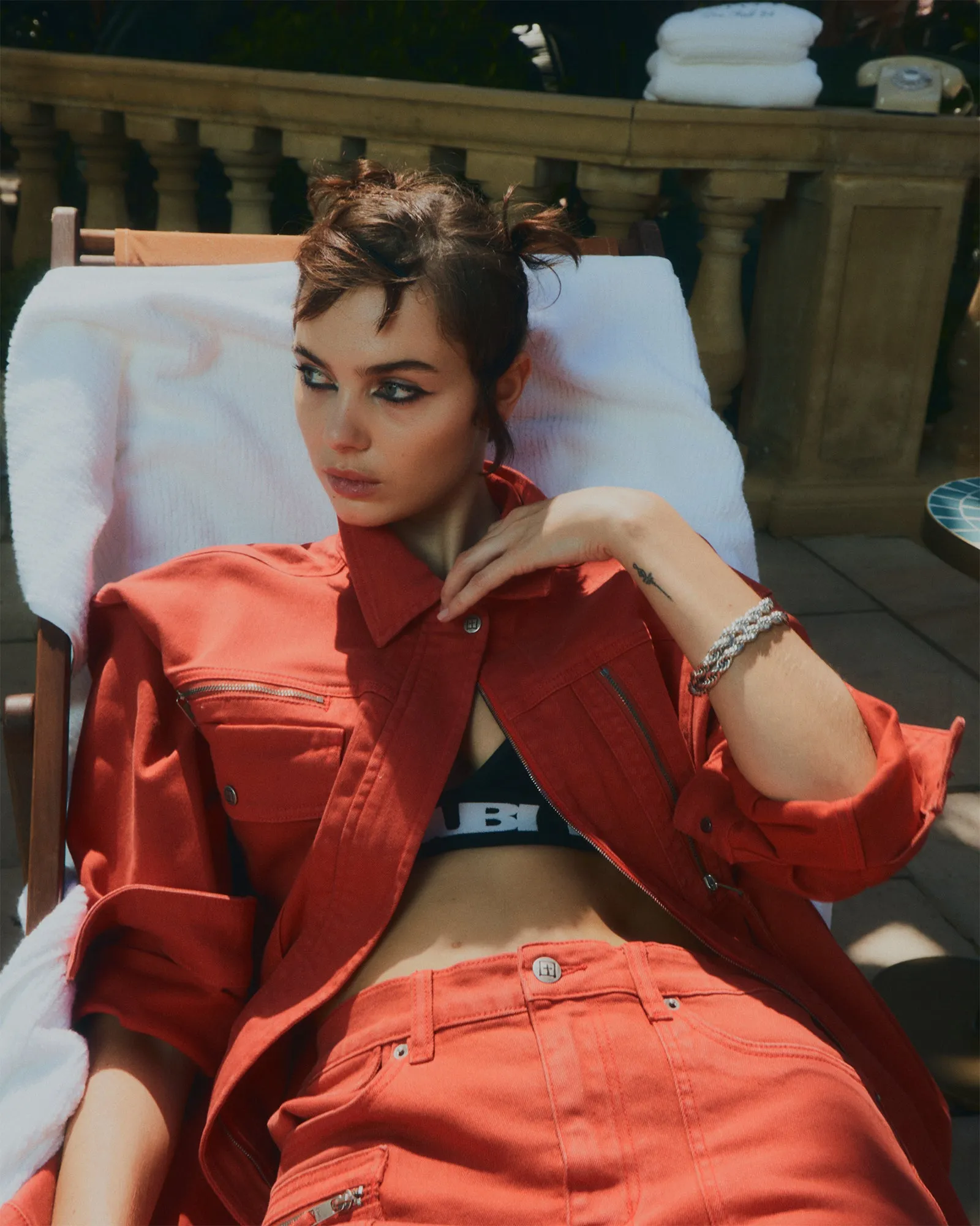 DOWNTOWN JACKET BIKER ROASTED Position actors