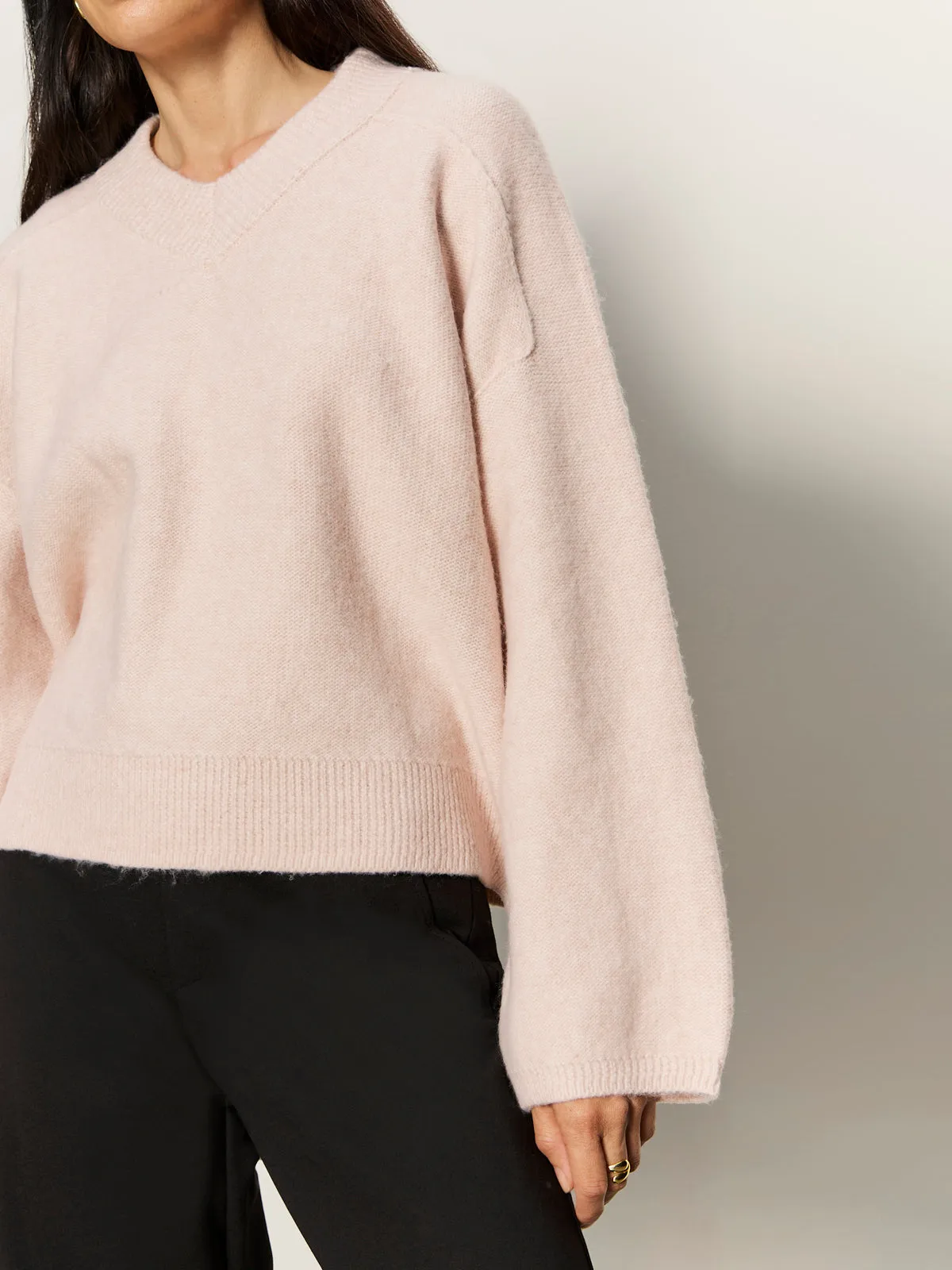 Dreamy V Neck Sweater Heather Rose Hot Weather