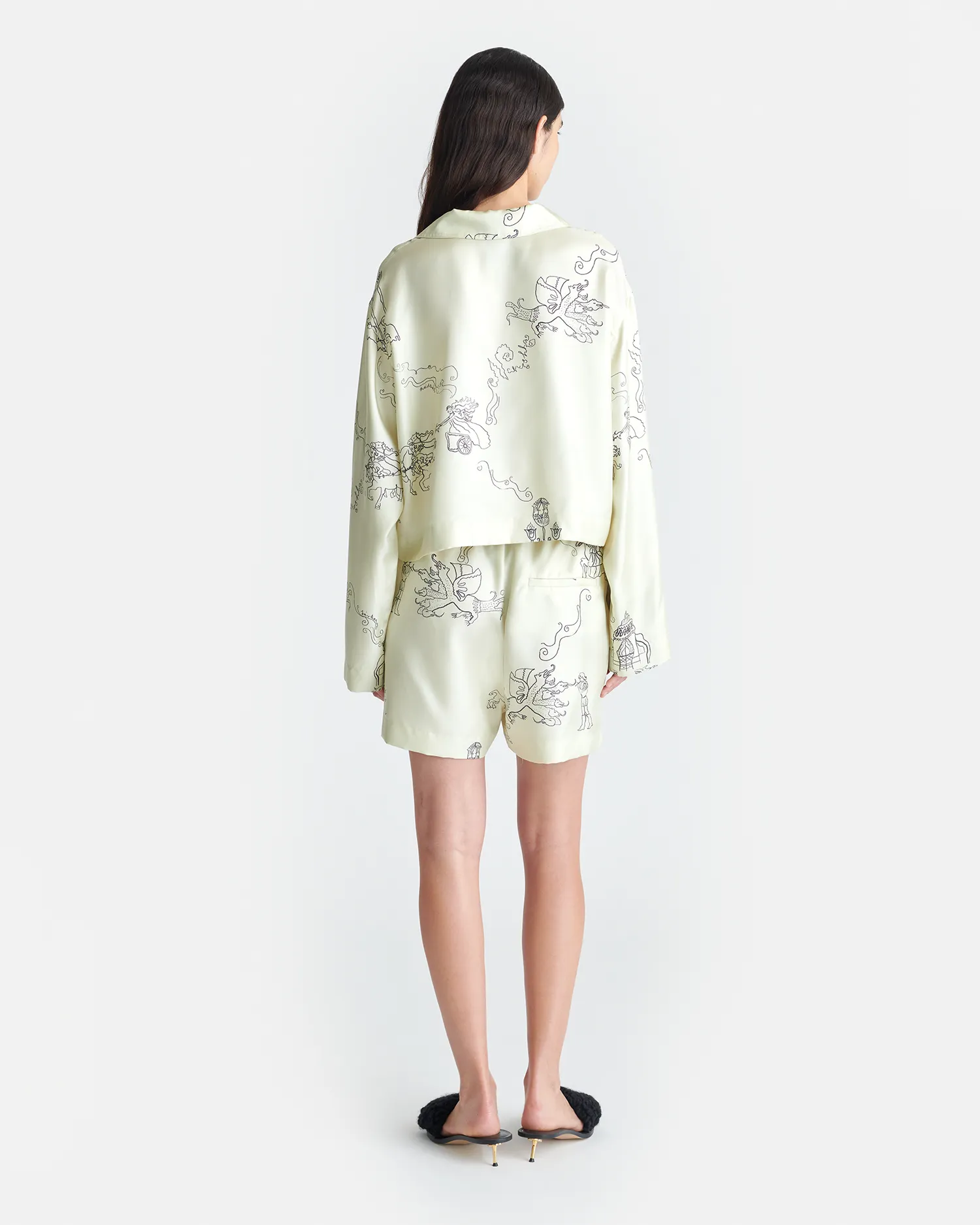 Dylla - Printed Tailored Silk Twill Shorts - Folktale Durable Weave