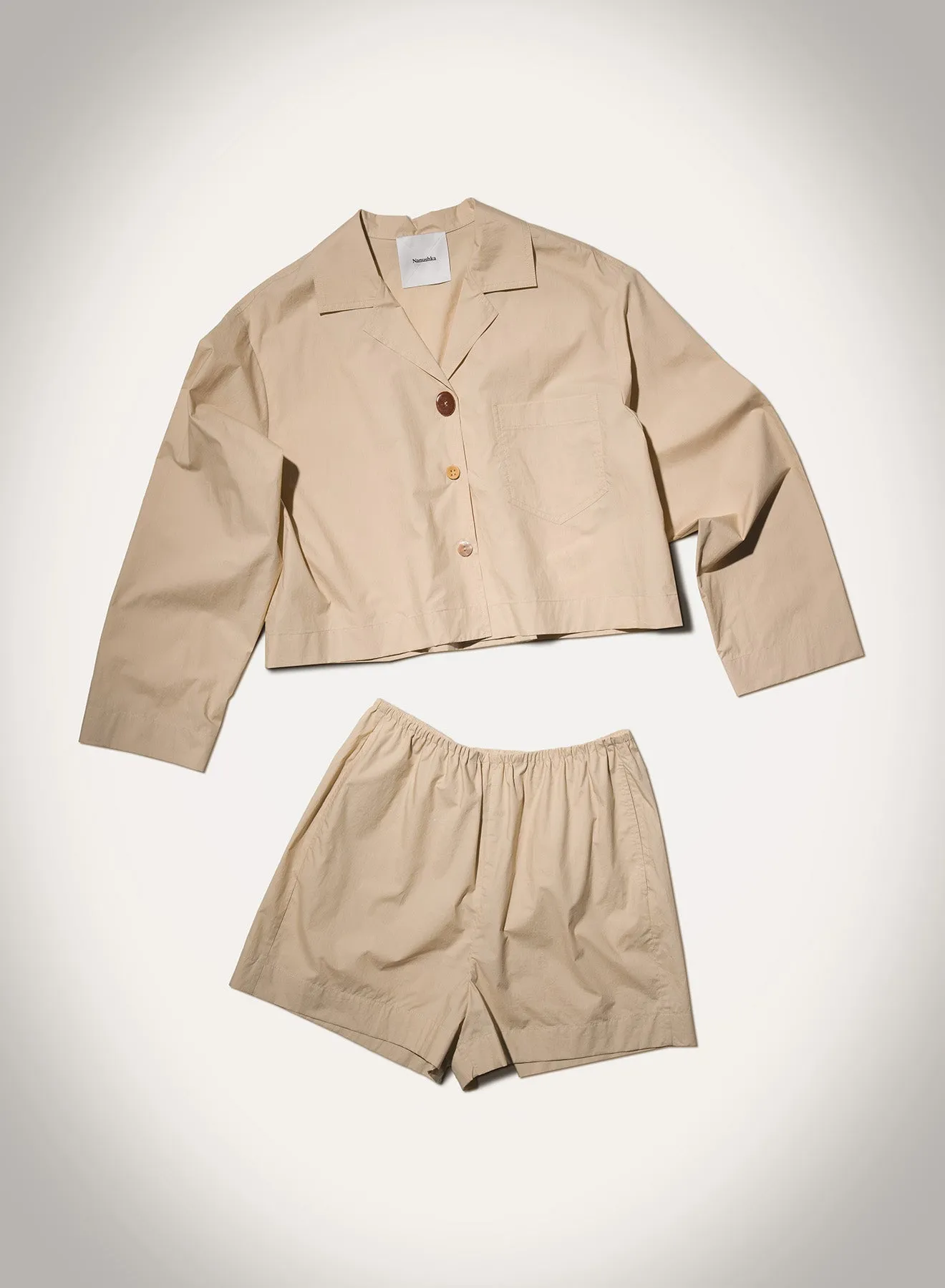 Dylla - Tailored Light Poplin Shorts - Beige Flattering Fit Commuter Ready