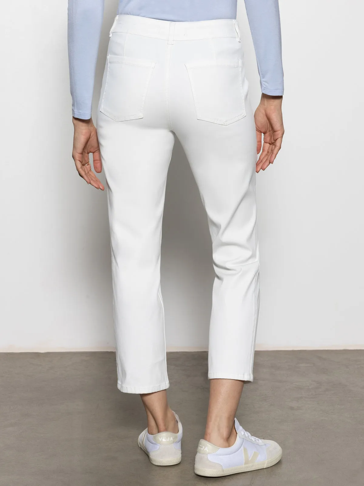 Sculpted Hayden Straight Crop Standard Rise Pant Brilliant White Structured fabric WaterproofTechnology
