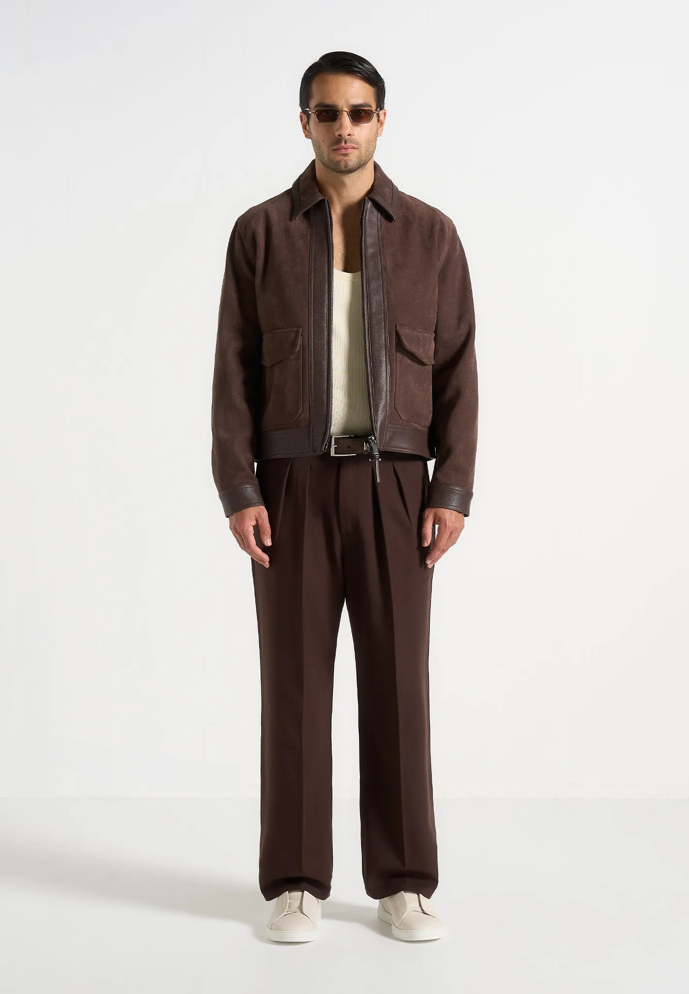 Pierre - Relaxed Fit Pleated Tailored Trousers - Brown Flattering Look