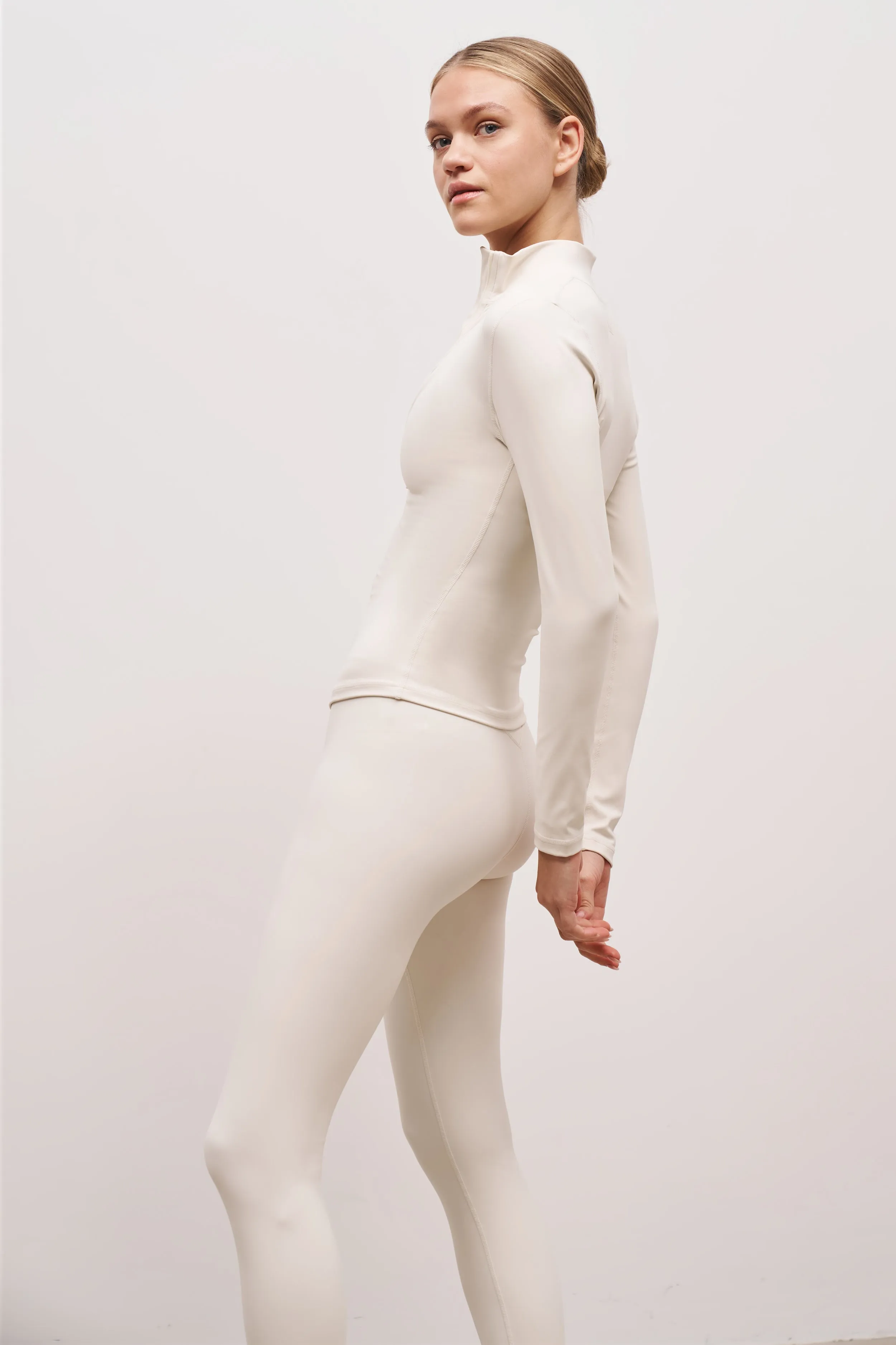 product concert wearability Kangaroo Pocket Base Sculpting Zip Up Jacket - Tofu