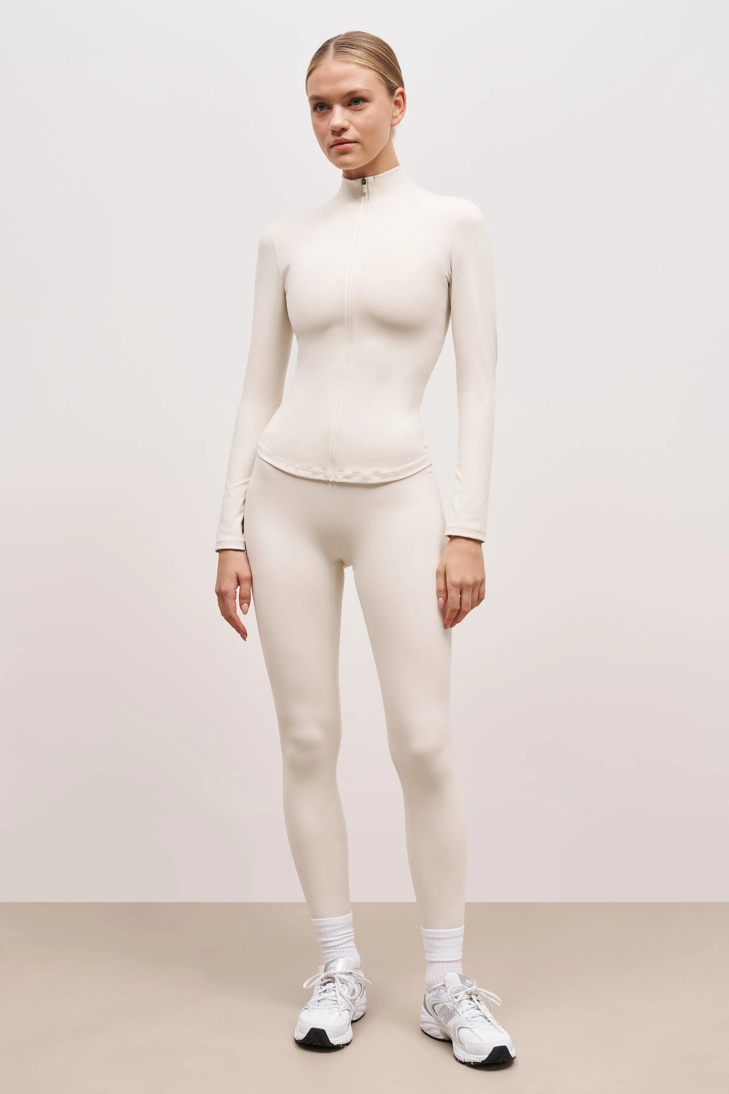 Moisture Management Fabric Base Sculpting Zip Up Jacket - Tofu