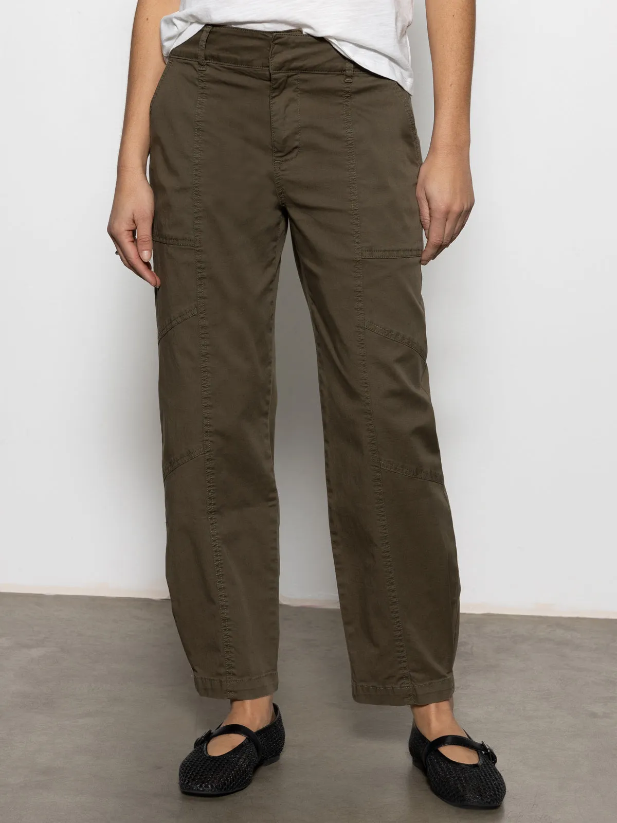 Chilly Weather Wear TaglessComfort Sahara Tapered Standard Rise Pant Burnt Olive