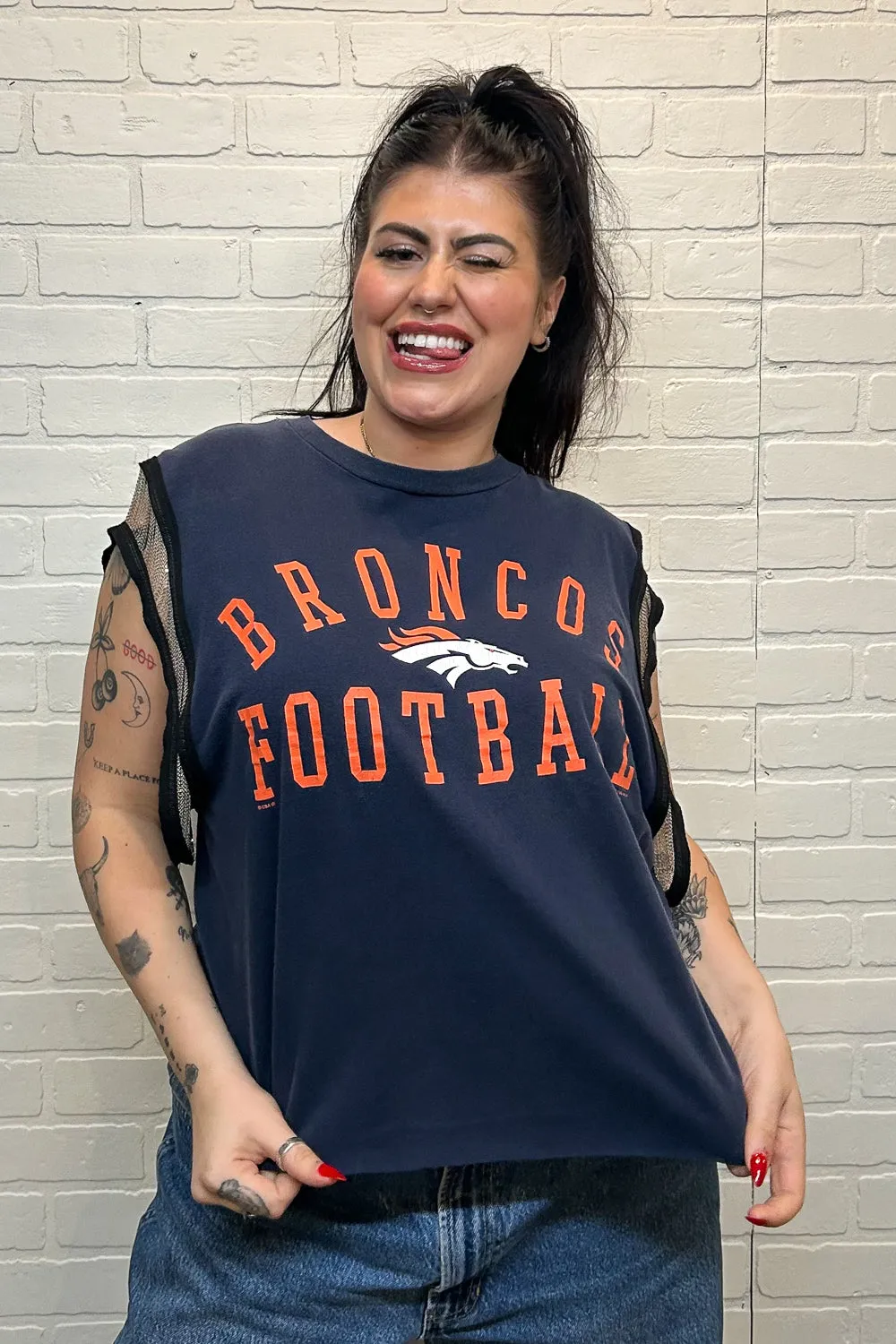 Broncos Double-Sided Chain Tank High Neckline Structure