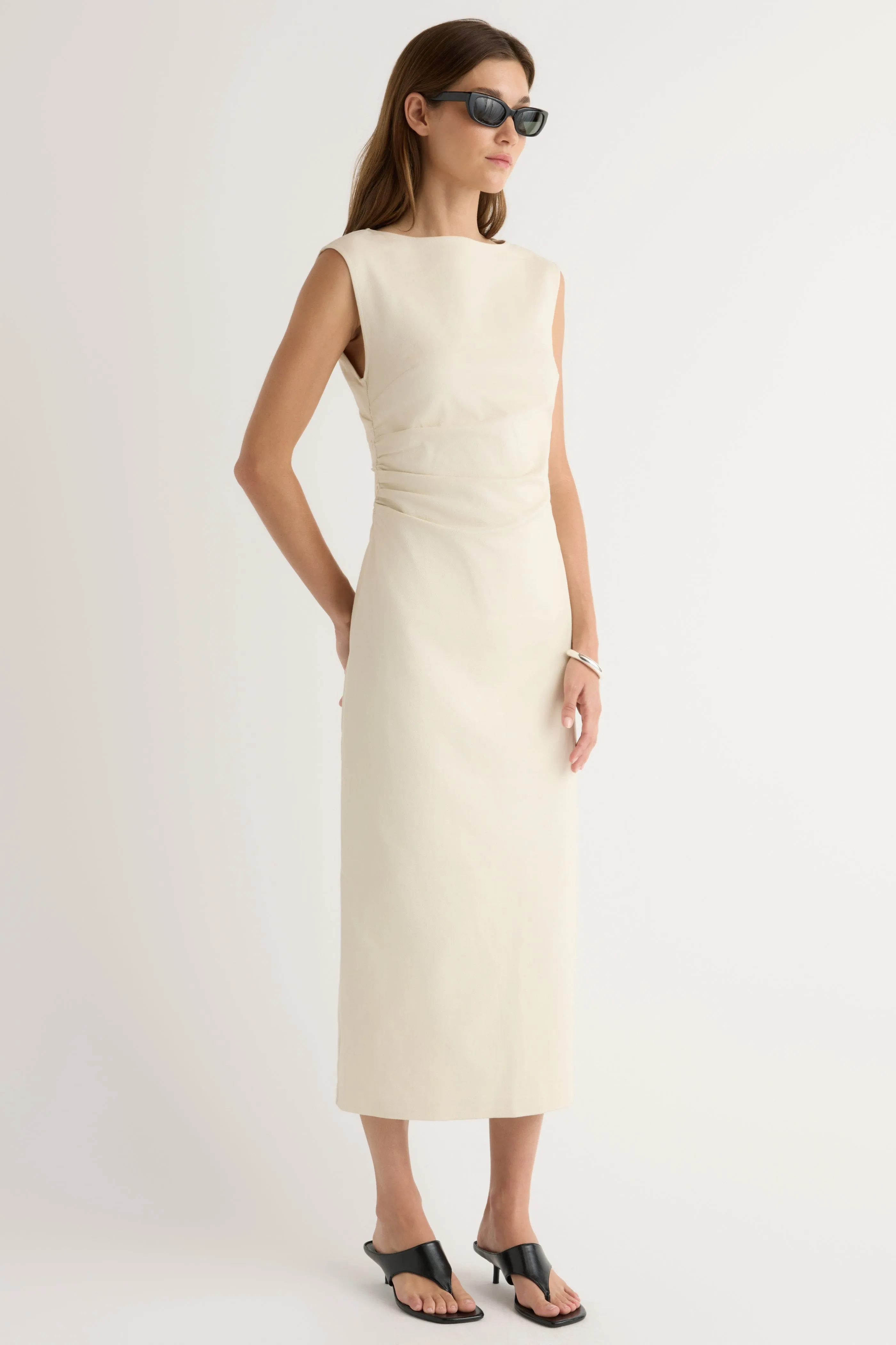 Modern Appearance Inner Smile Inari Cotton Twill Boat-Neck Dress