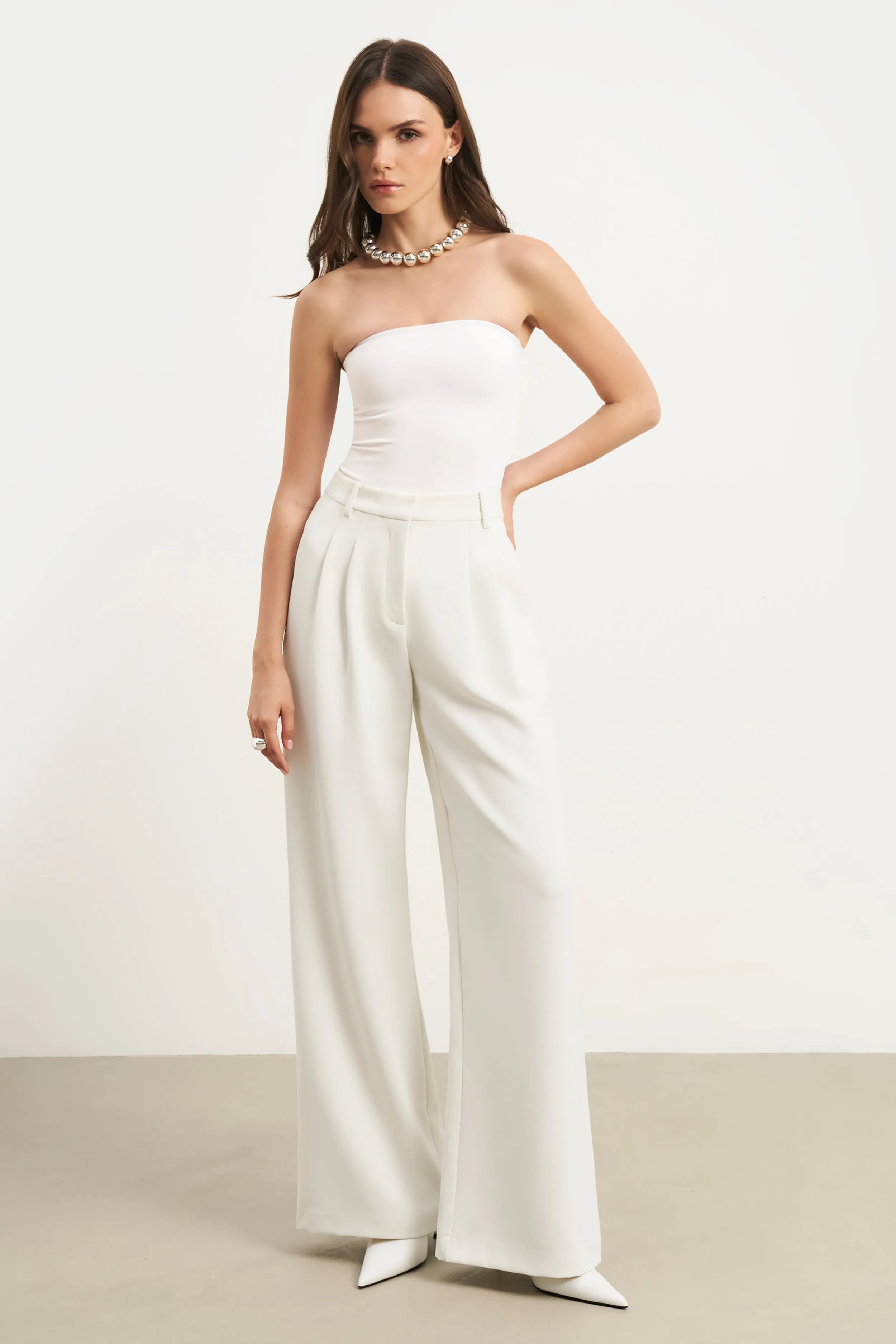 ContrastTipping Strapless Bandeau Bodysuit - White