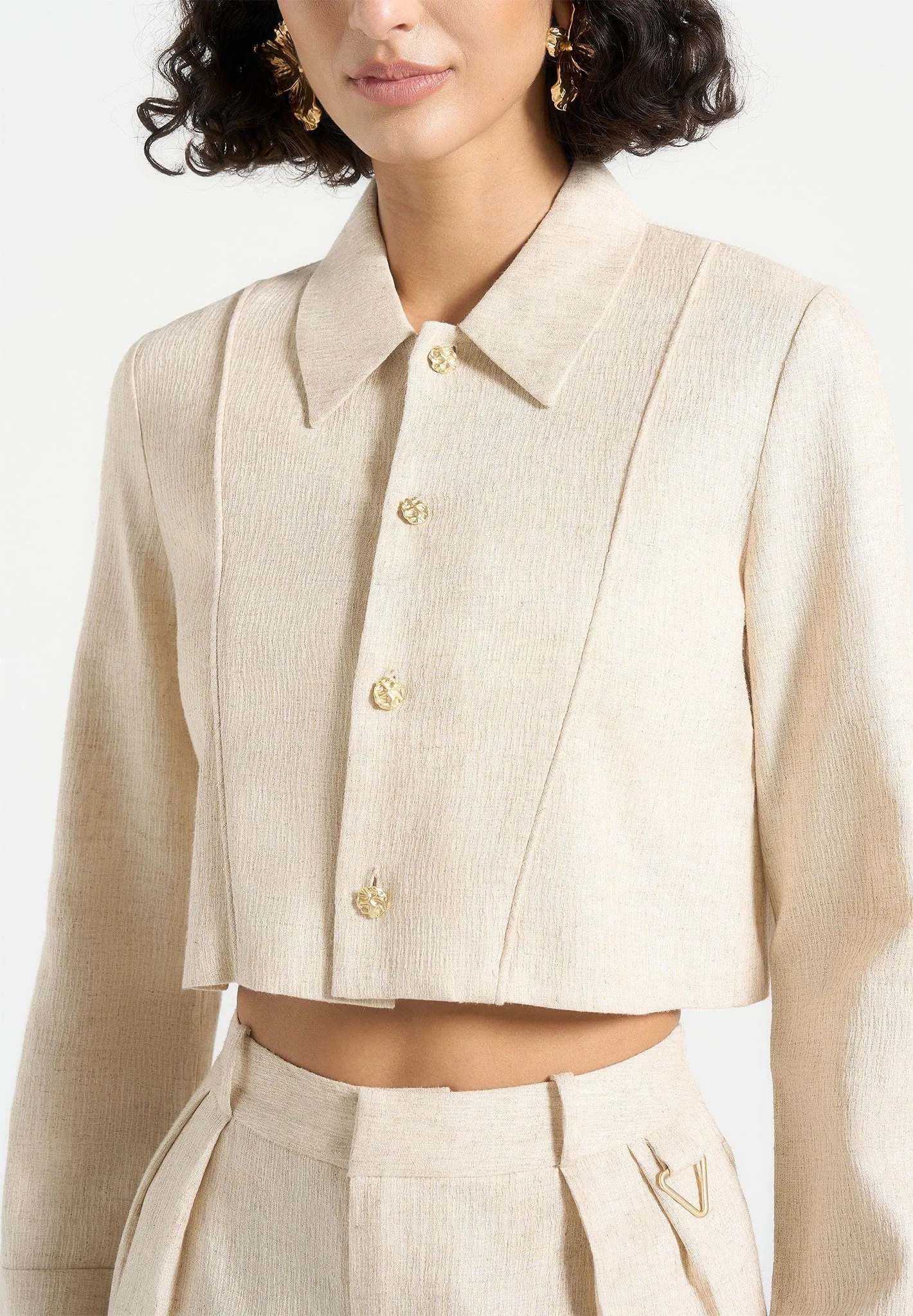 layerable Timeless Fashion Florine - Linen Pintuck Cropped Shirt - Natural
