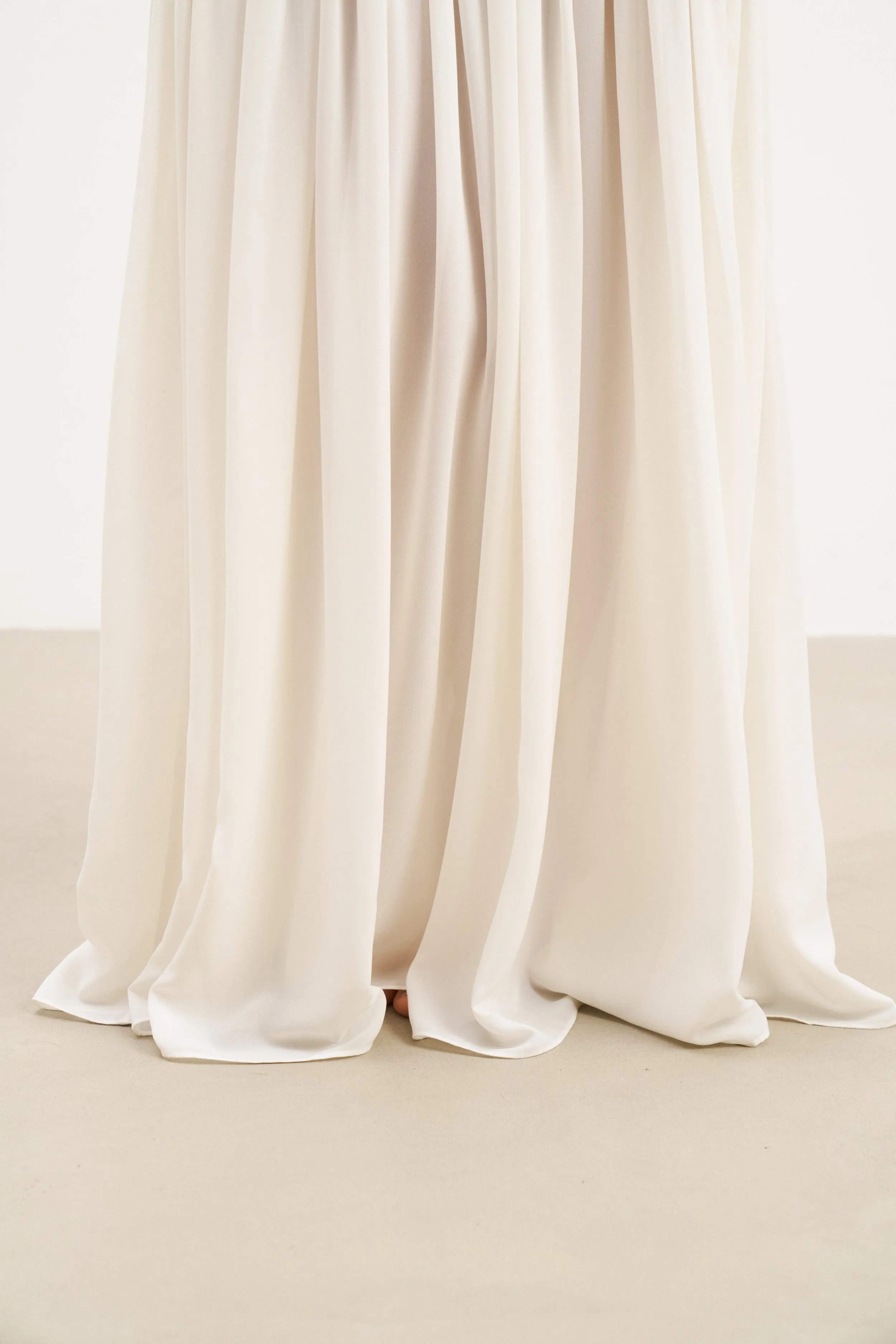 Flowing Dropped Waist Maxi Dress - Cream Trend Detail Calm Energy