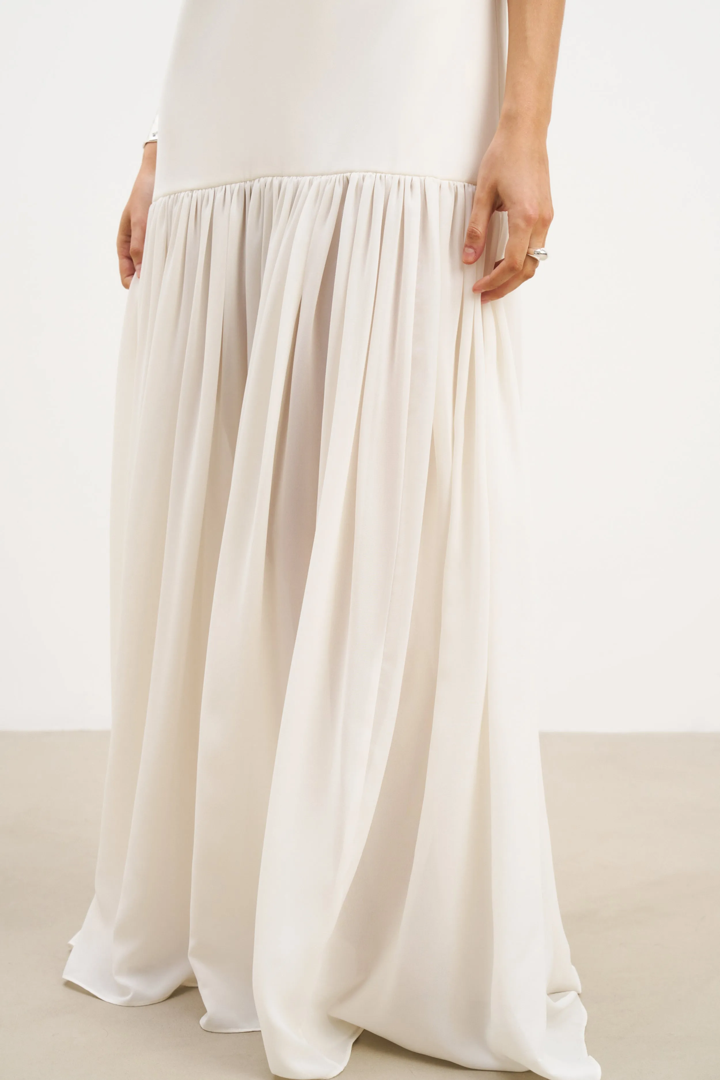Flowing Dropped Waist Maxi Dress - Cream Beachwear Retro Mood