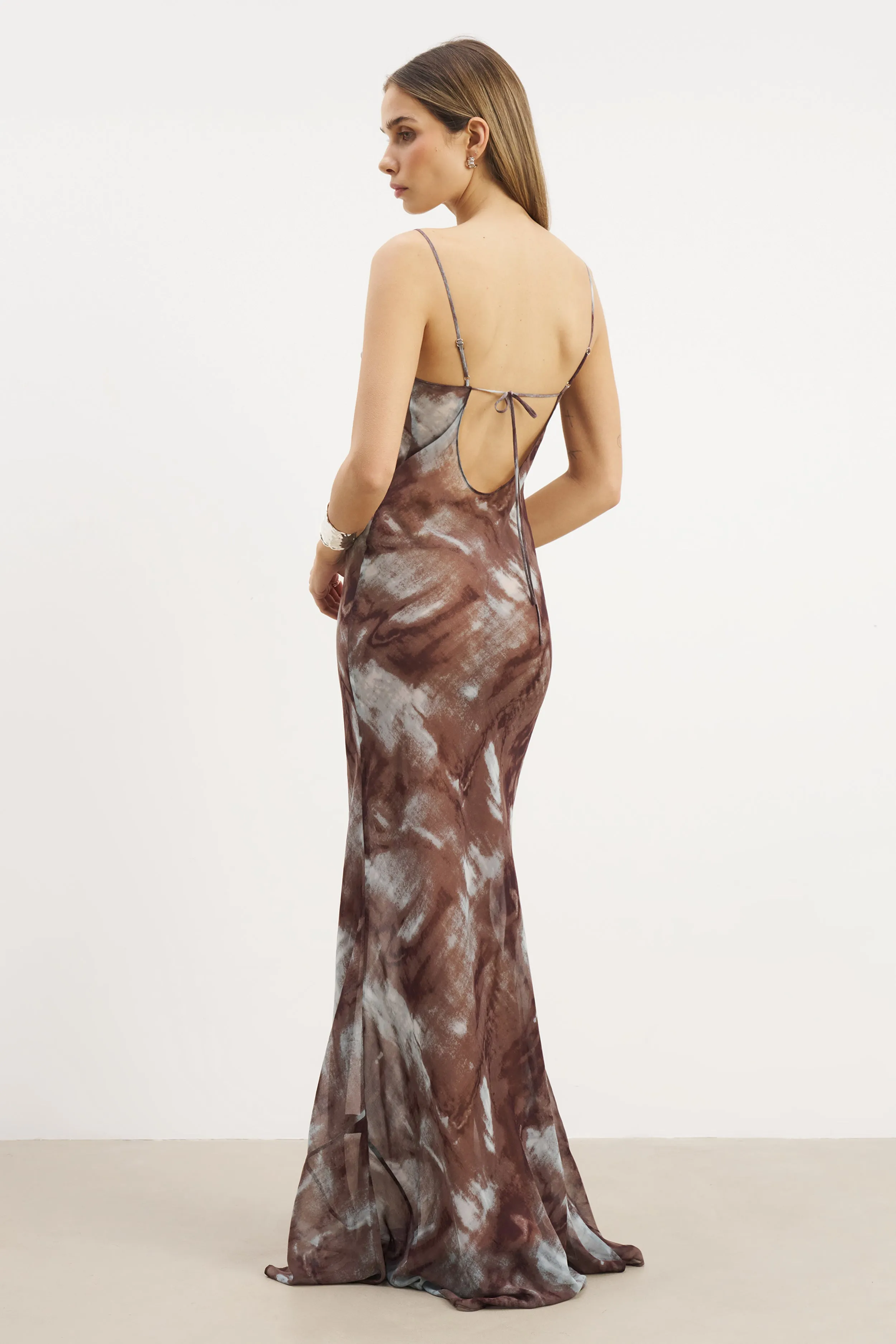 Elegant Wearable Ruched Chiffon Maxi Dress - Blue Marble