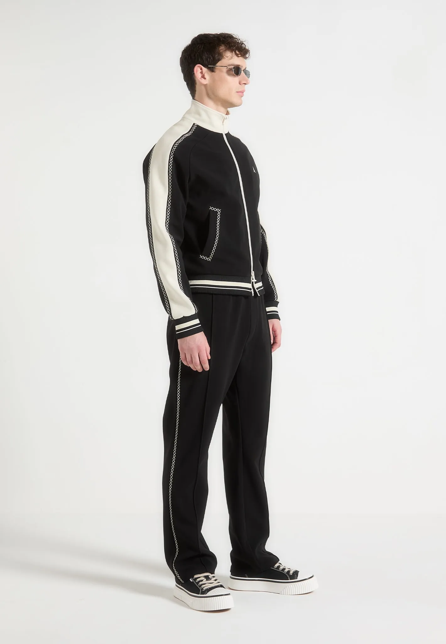 NonSlip Grip Tape Gael - Contrast Whipstitch Relaxed Track Pants - Black