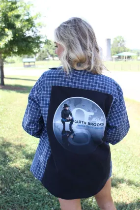 Stretch Material DoubleStitched Hem Garth Brooks Band Tee Flannel