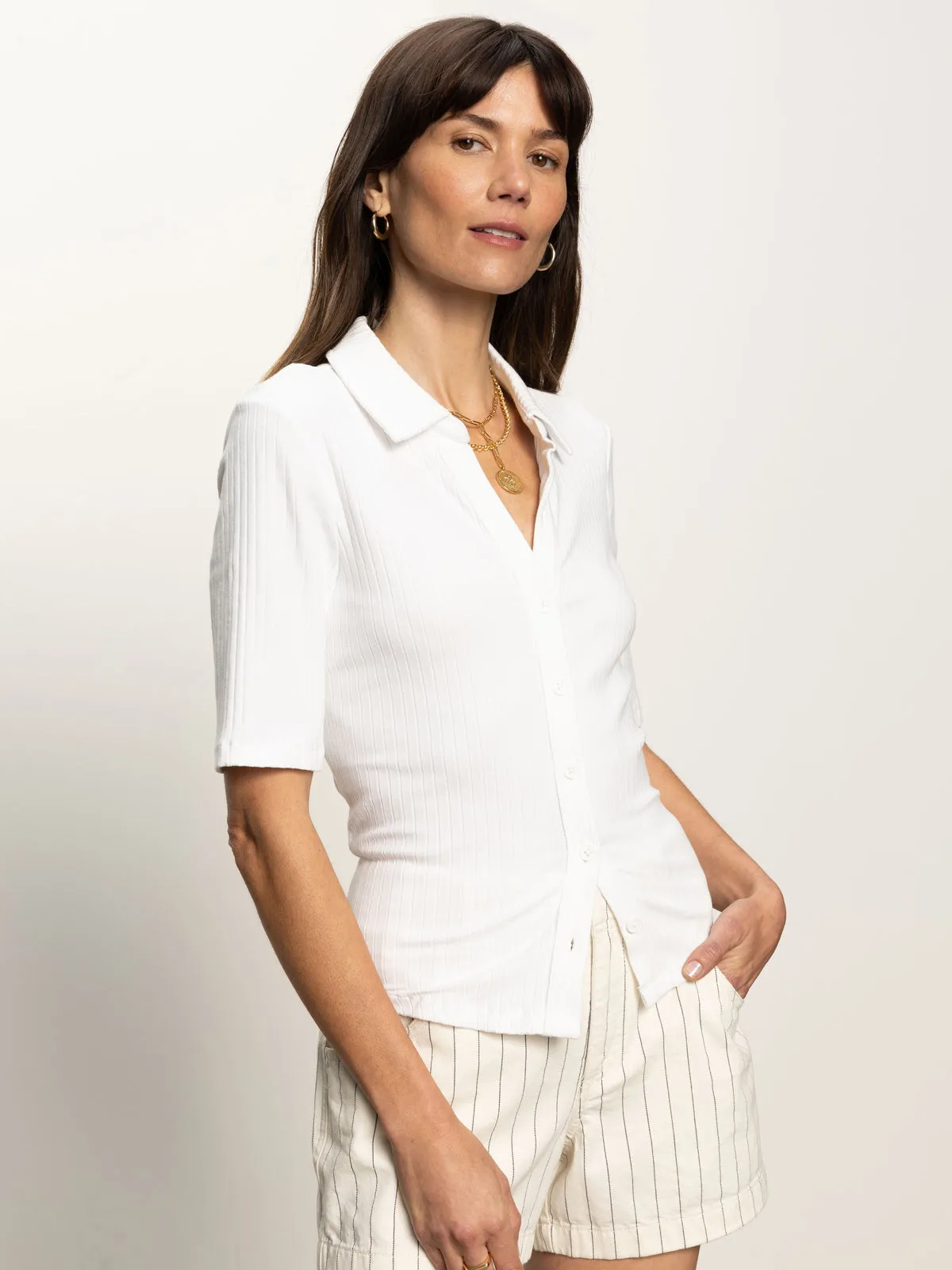 Universal Silhouette Half Sleeve Ribbed Knit Shirt White