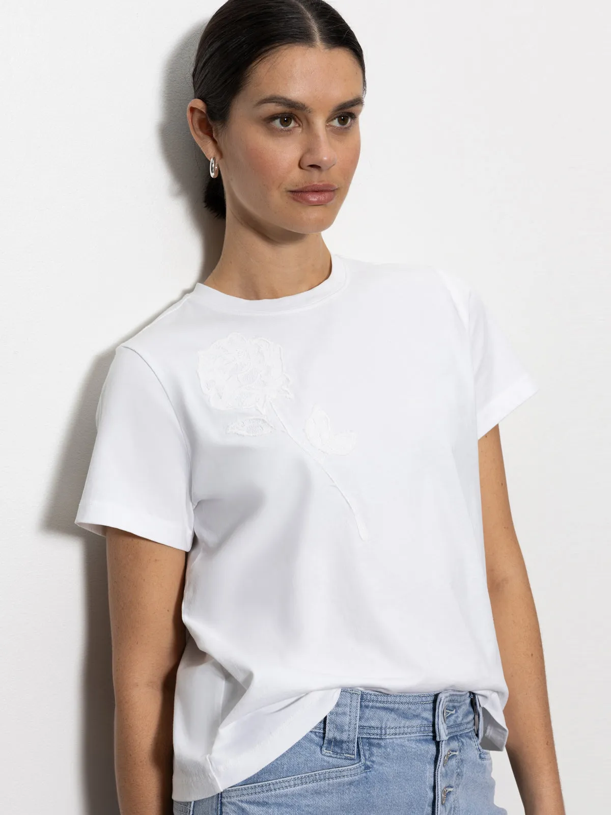 Crew neck classic Modern innovation Rose Perfect Tee White