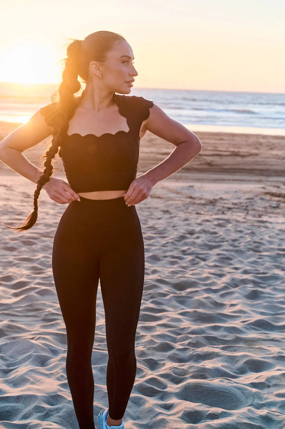 streamlined look Quick Dry Camping Gear High-waist Training Legging